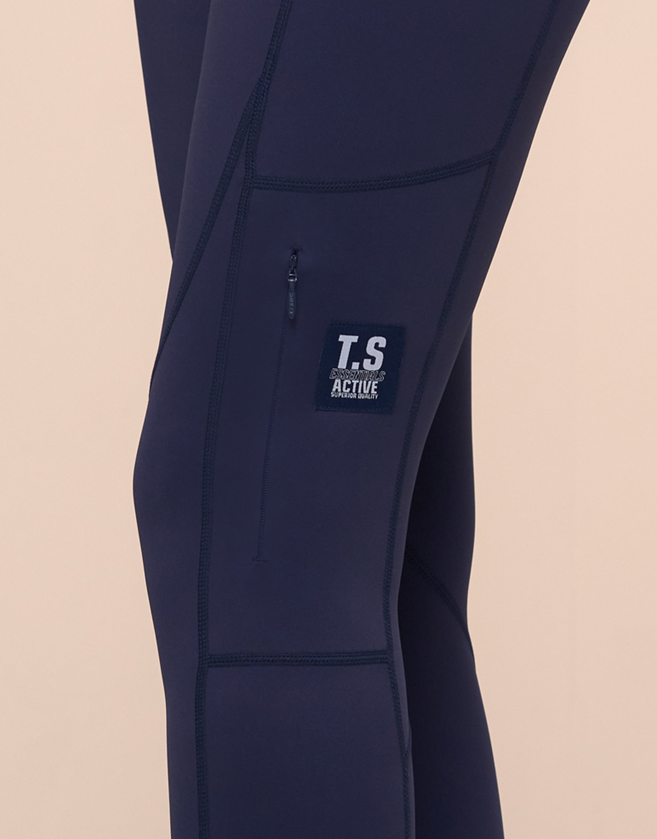 KNITTED NAVY LEGGING