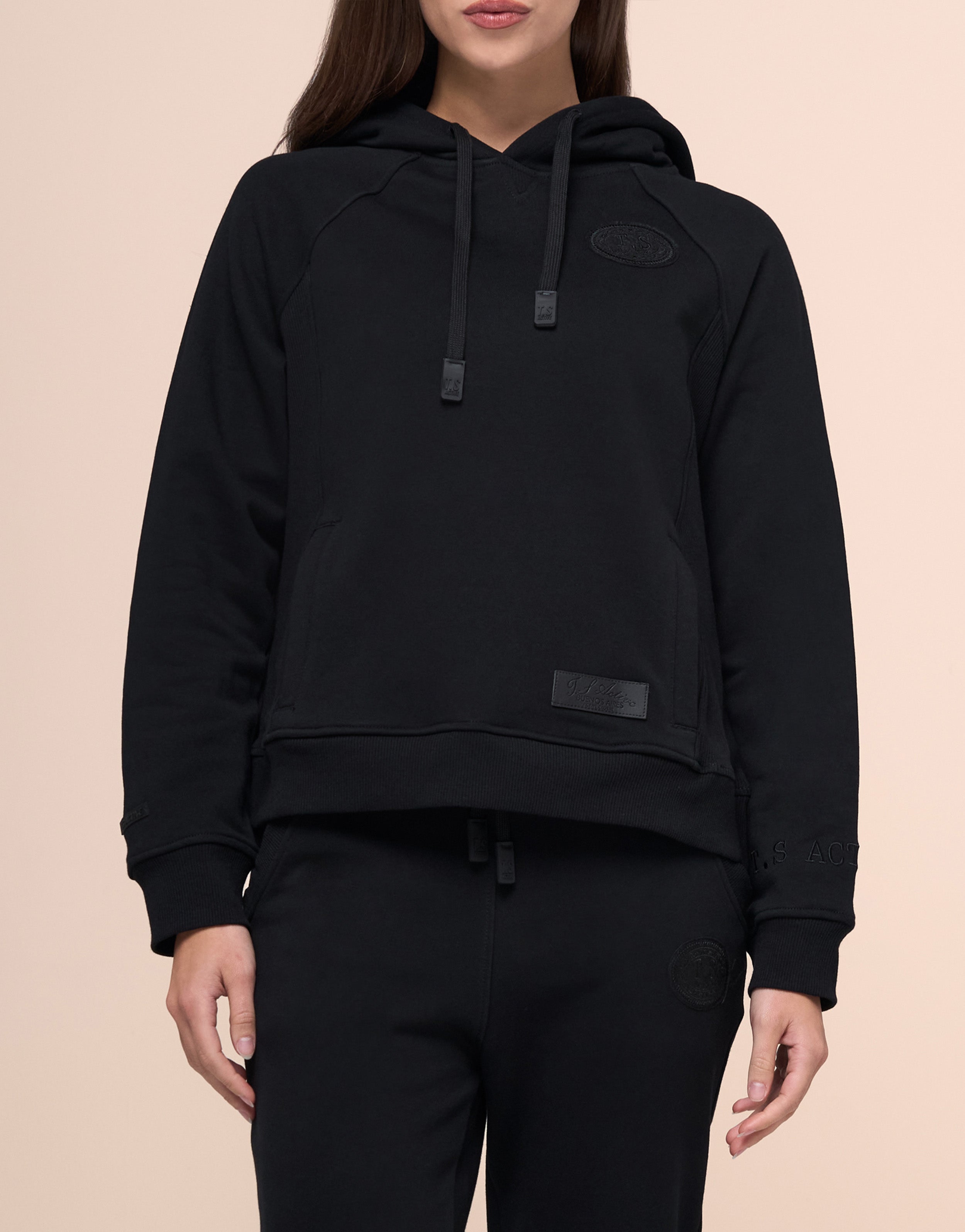 TERRA BLACK HOODIE