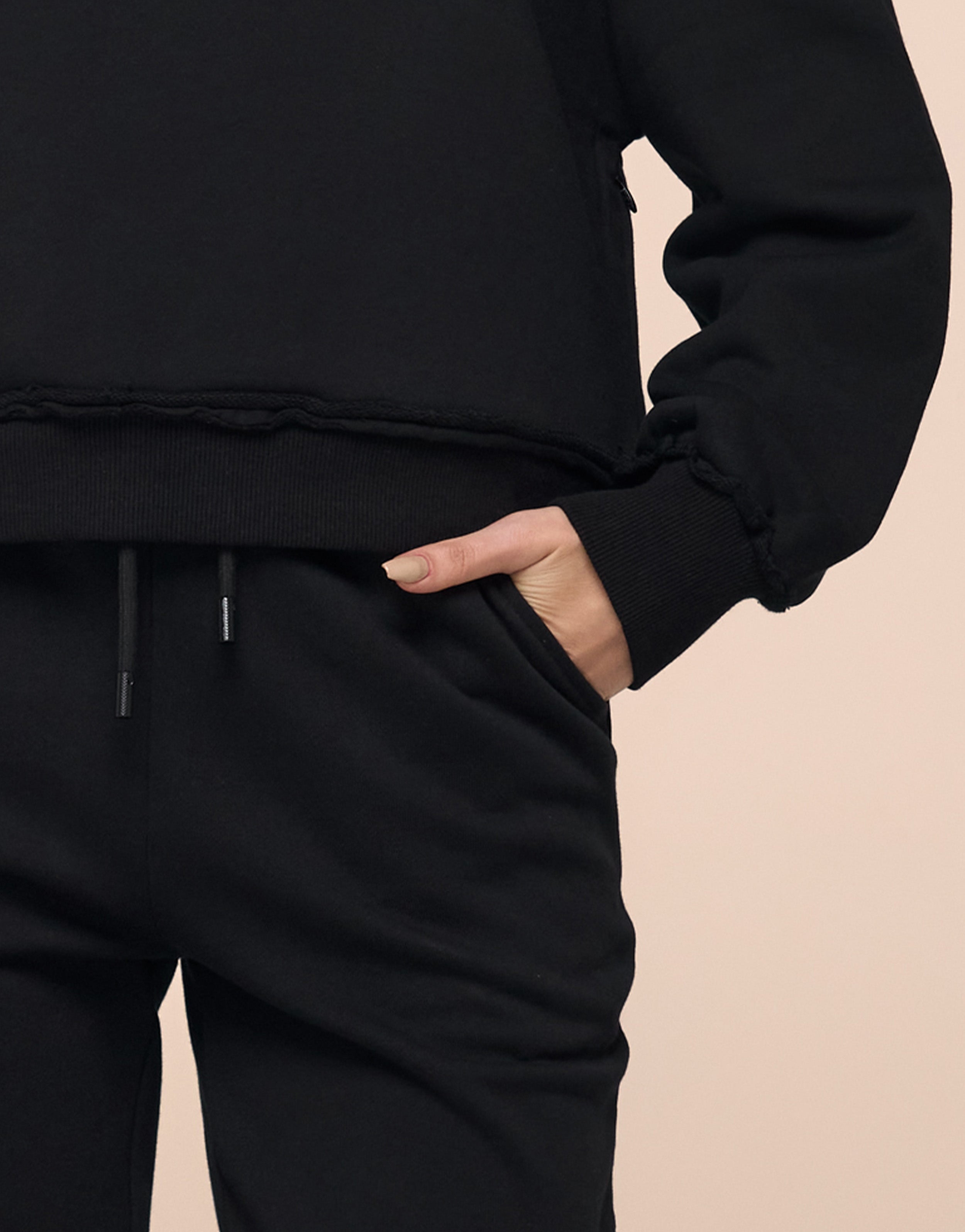 COLUMBIA BLACK HOODIE