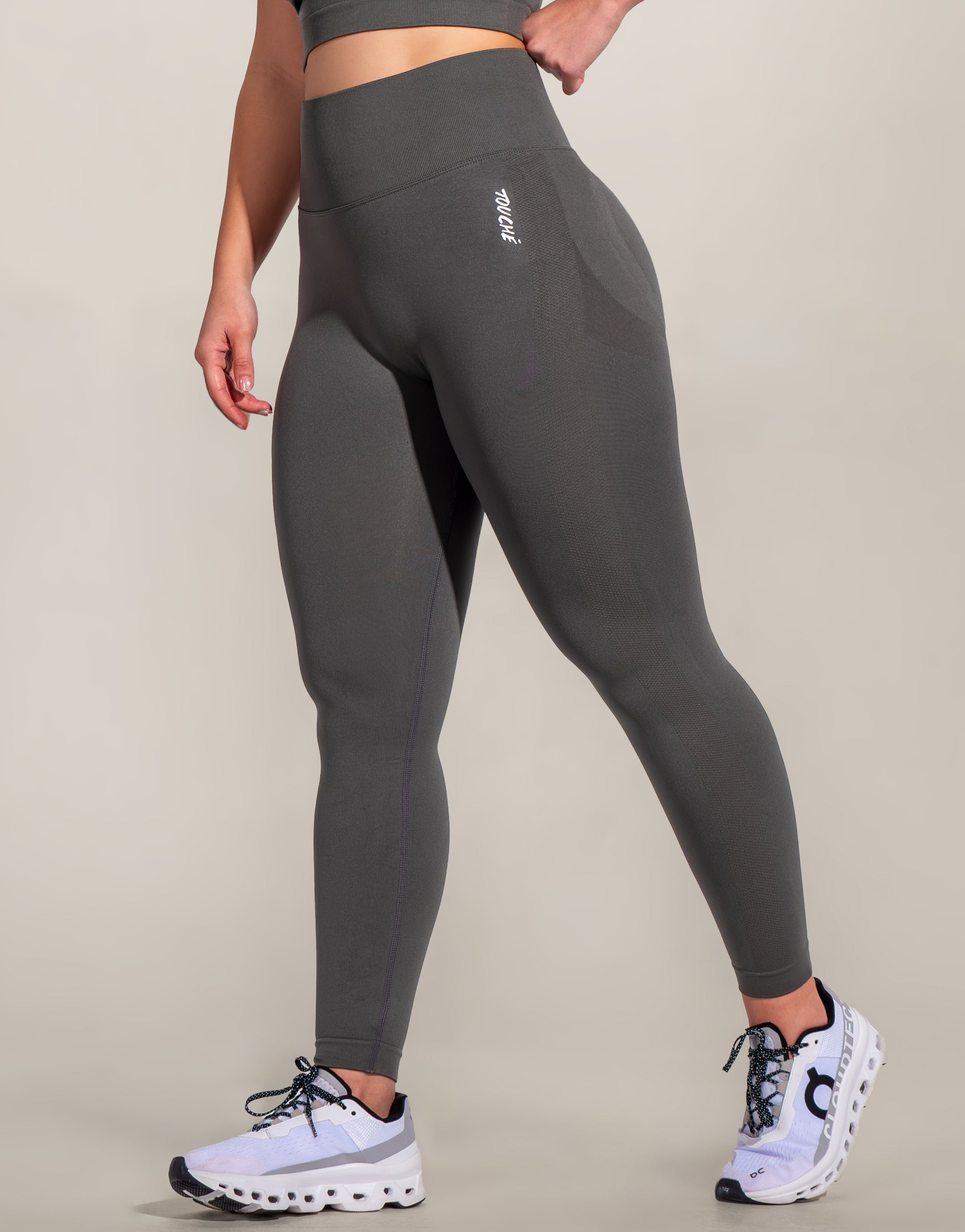 ENDURE GREY SEAMLESS