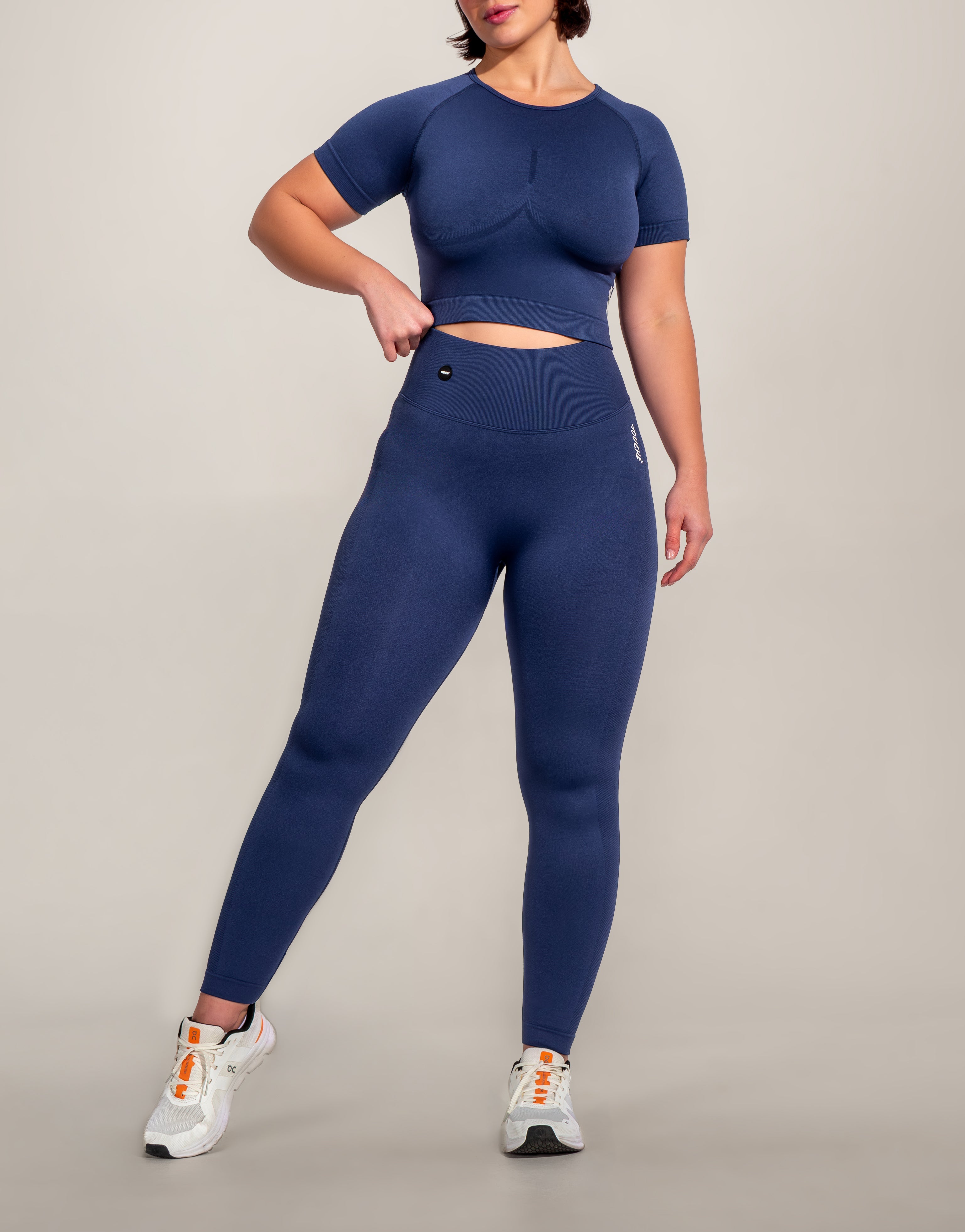 ENDURE NAVY SEAMLESS