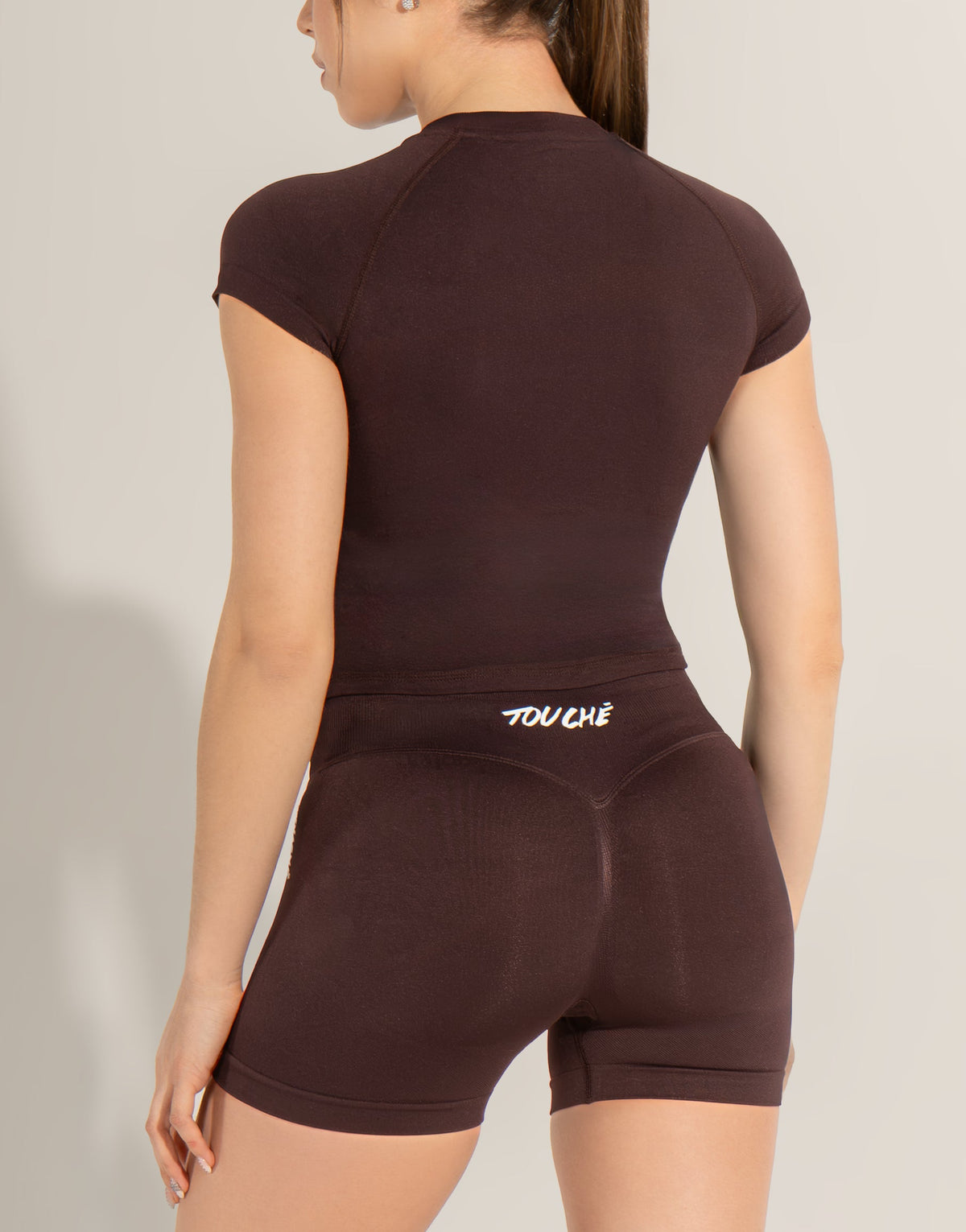 FEATHER BURGUNDY TOP SEAMLESS