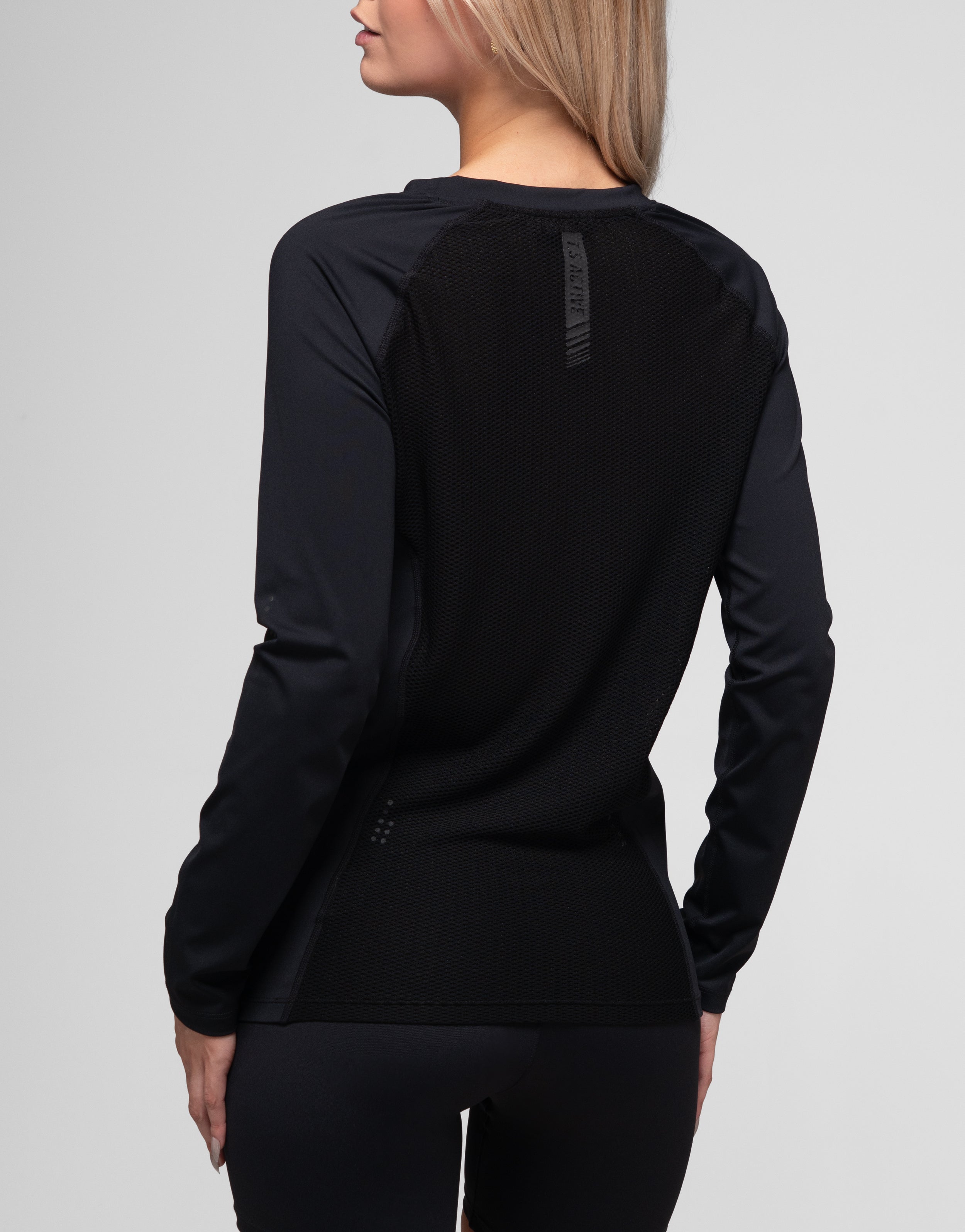 COMPRESSION LONG SLEEVE