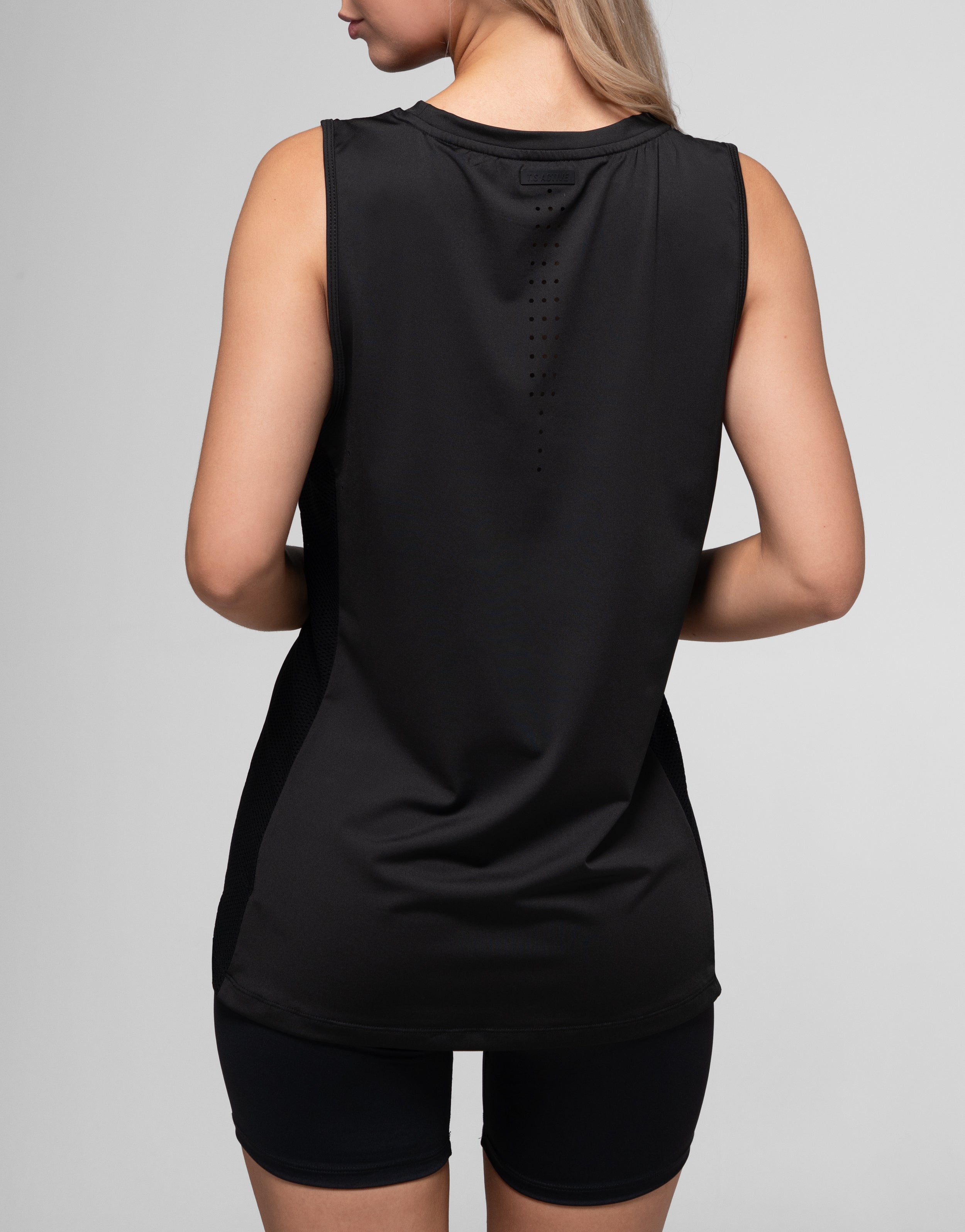 DRY MUSCLE BLACK