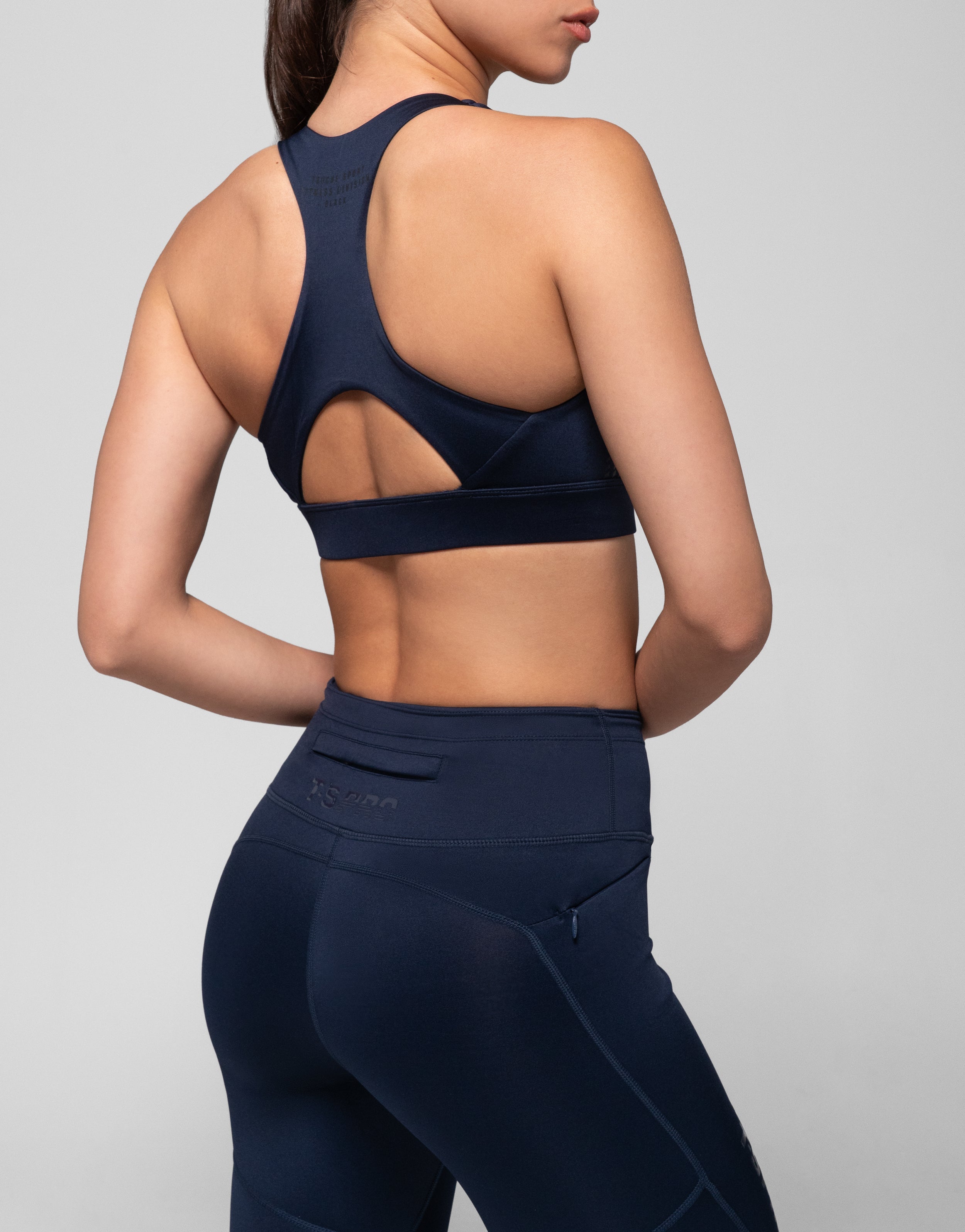 PRO NAVY ZIPPED TOP