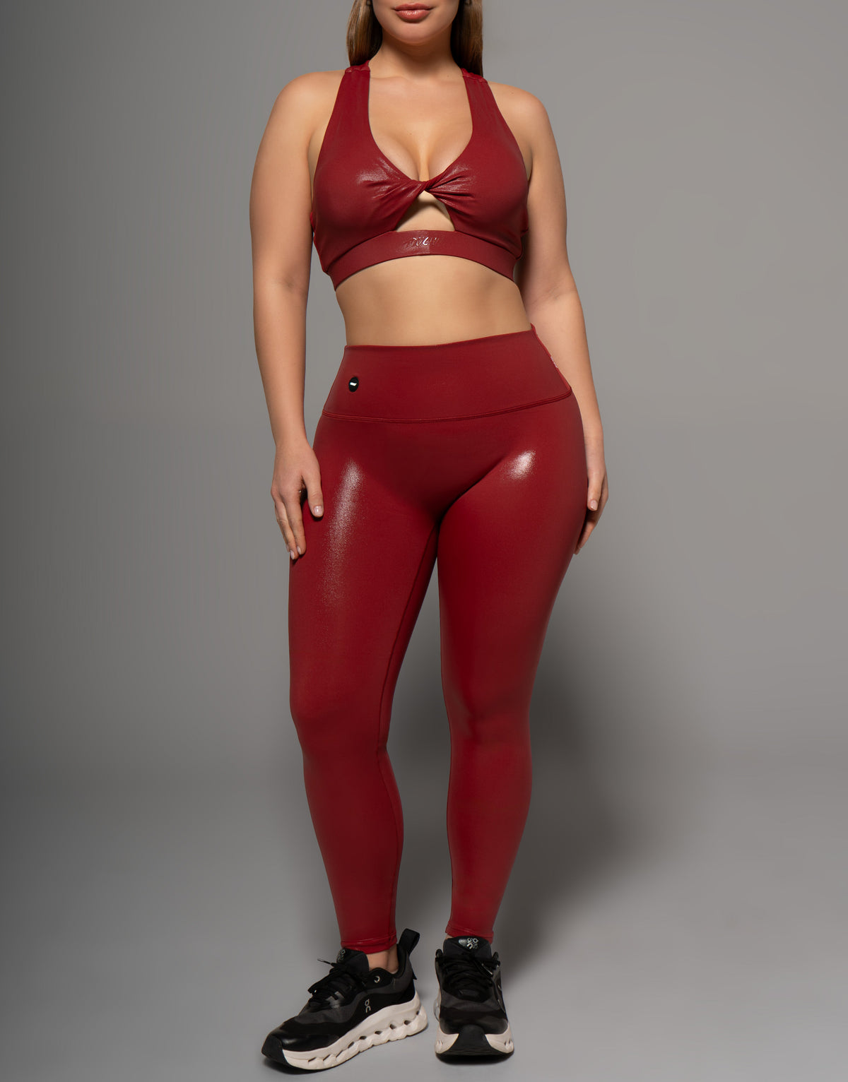 BURGUNDY SHINE TOP