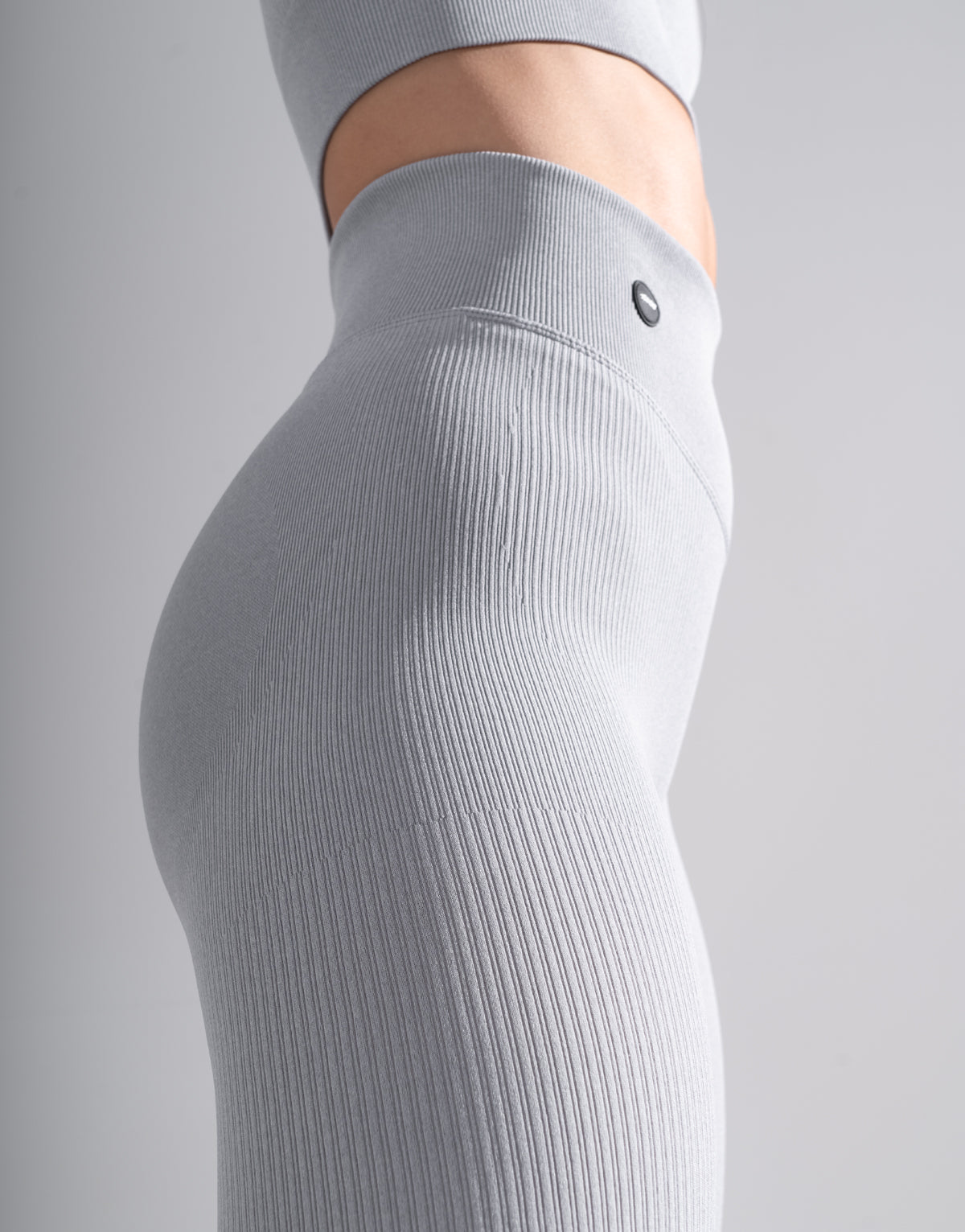 RIBBED KNIT GREY SEAMLESS