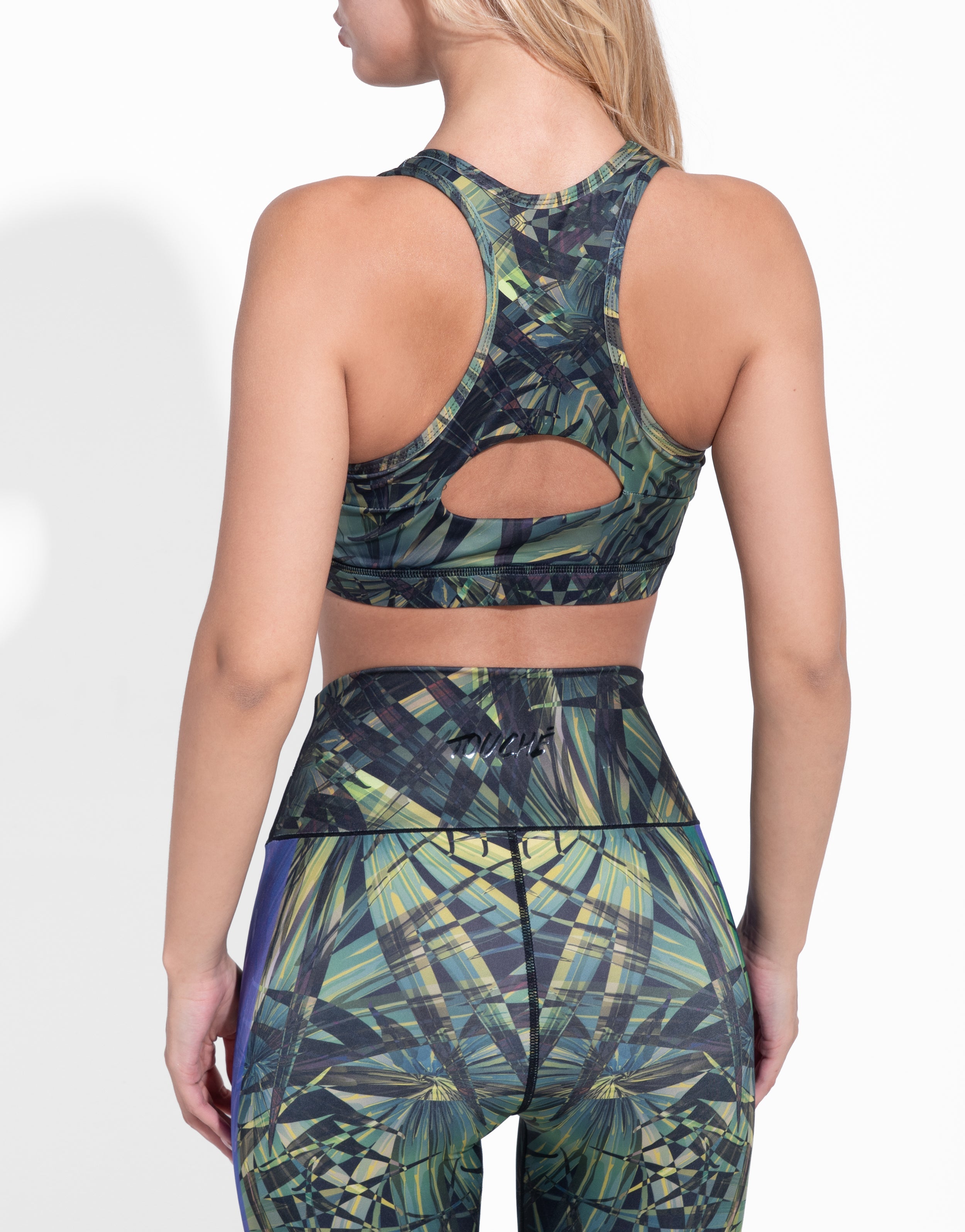 AMAZON TOP