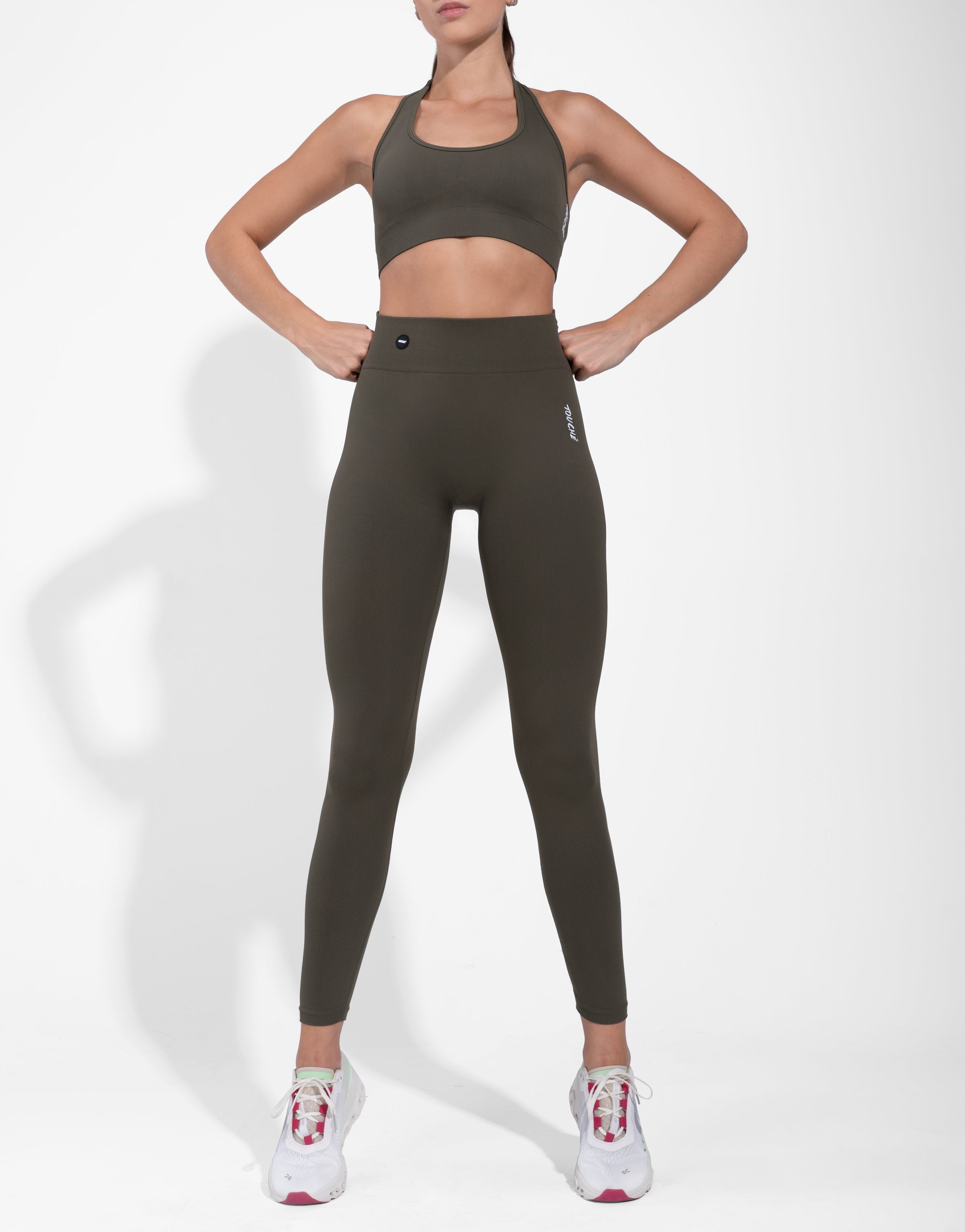 BASE OLIVE SEAMLESS
