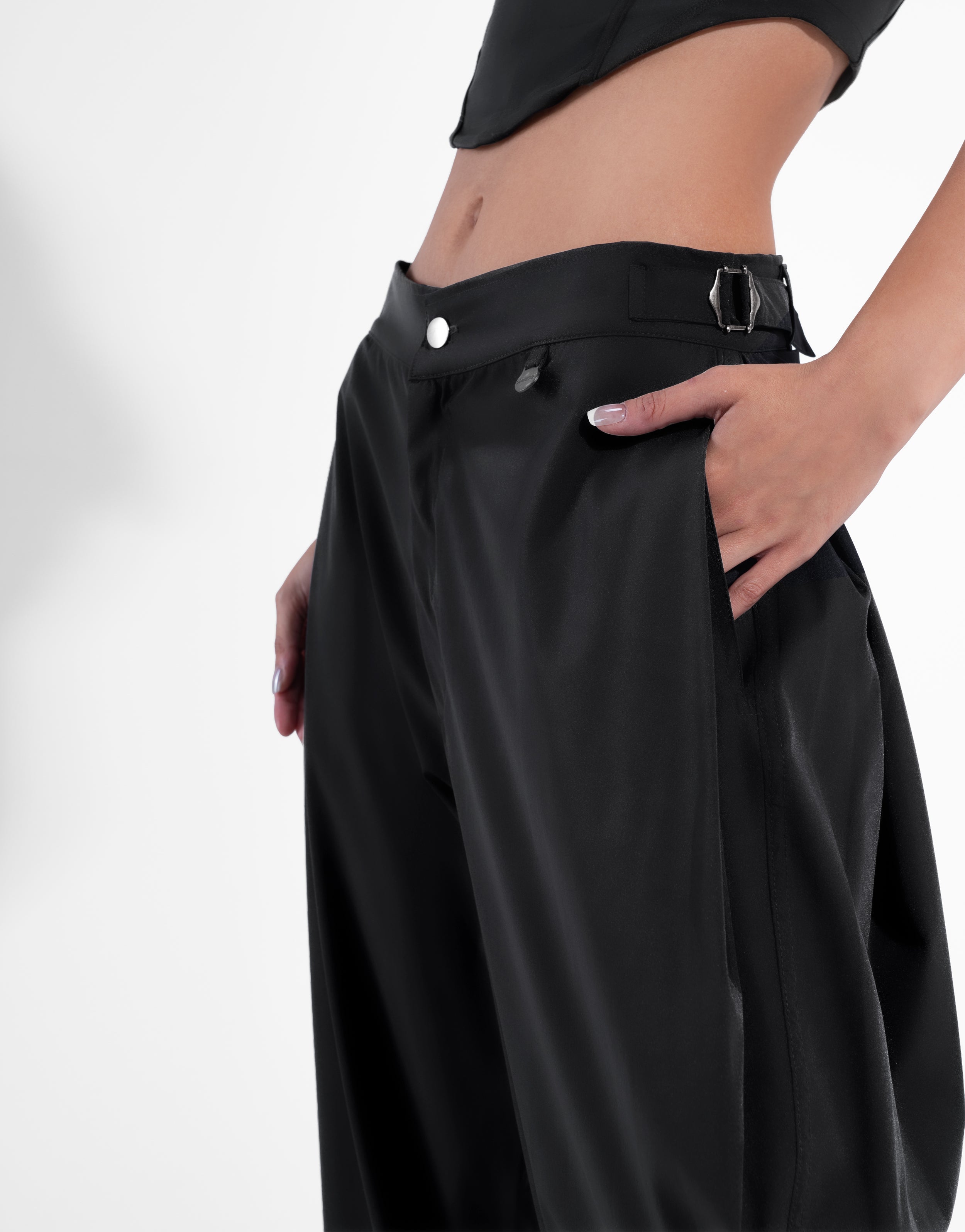 BAGGY NOIR JOGGER