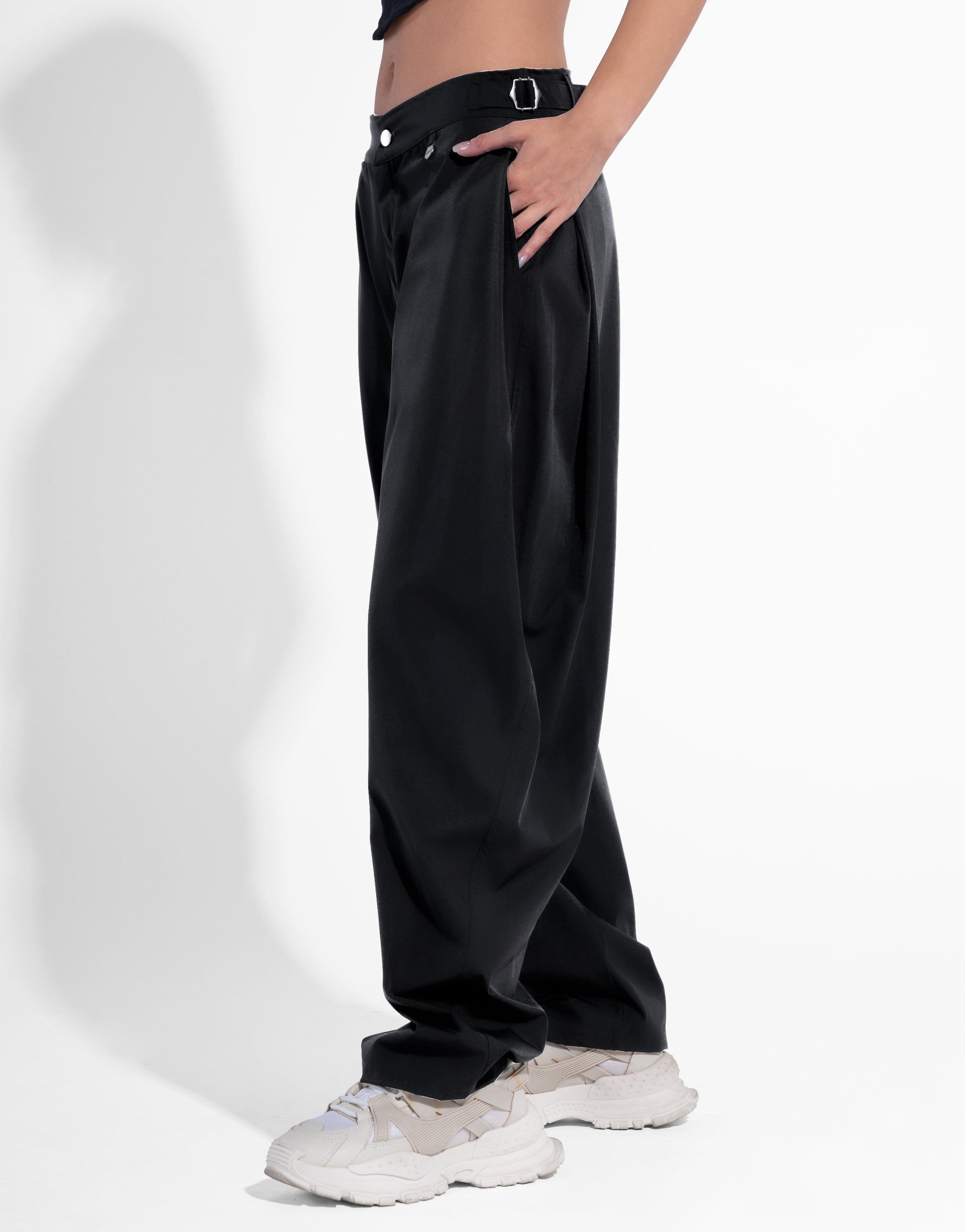 BAGGY NOIR JOGGER