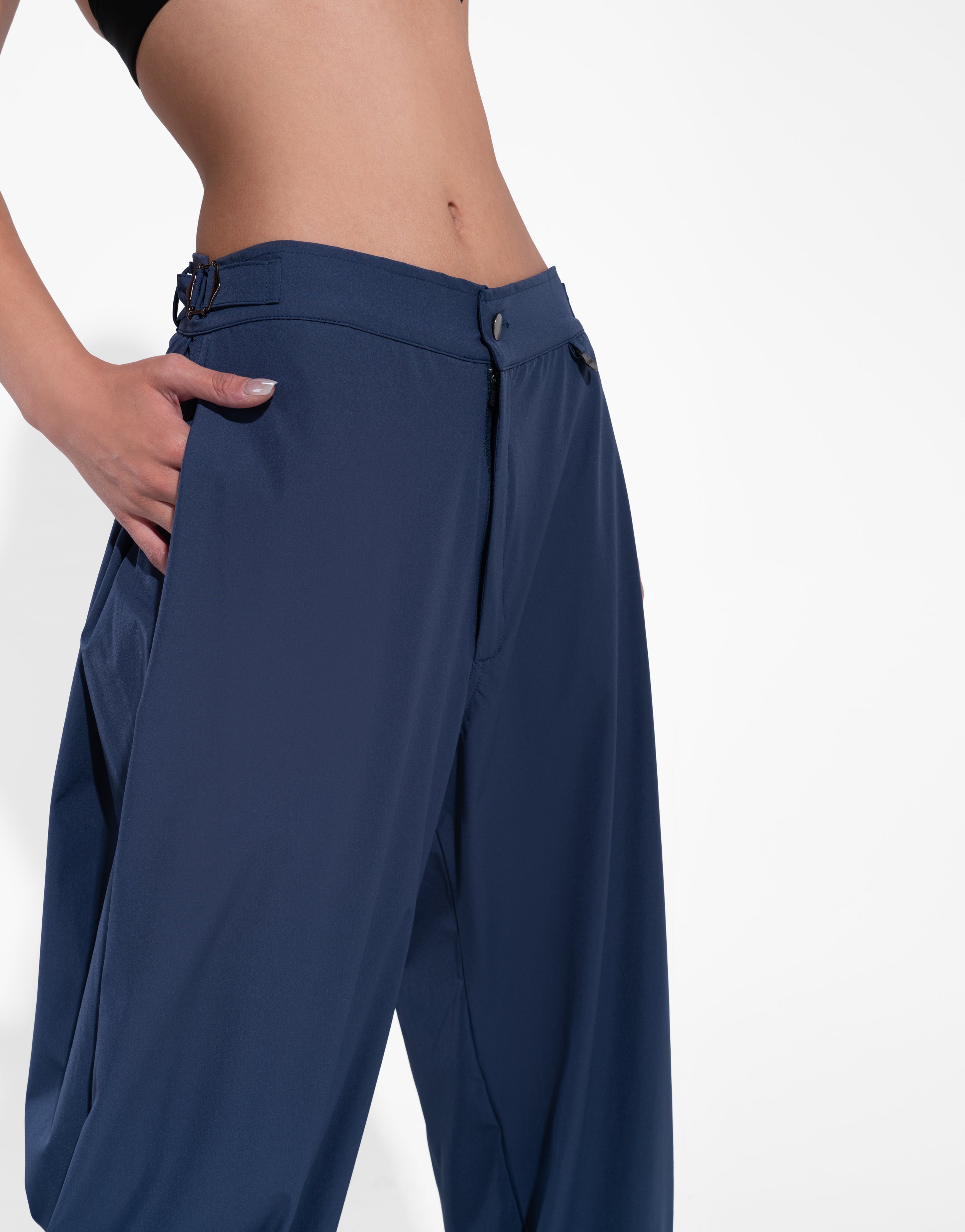BAGGY NAVY JOGGER