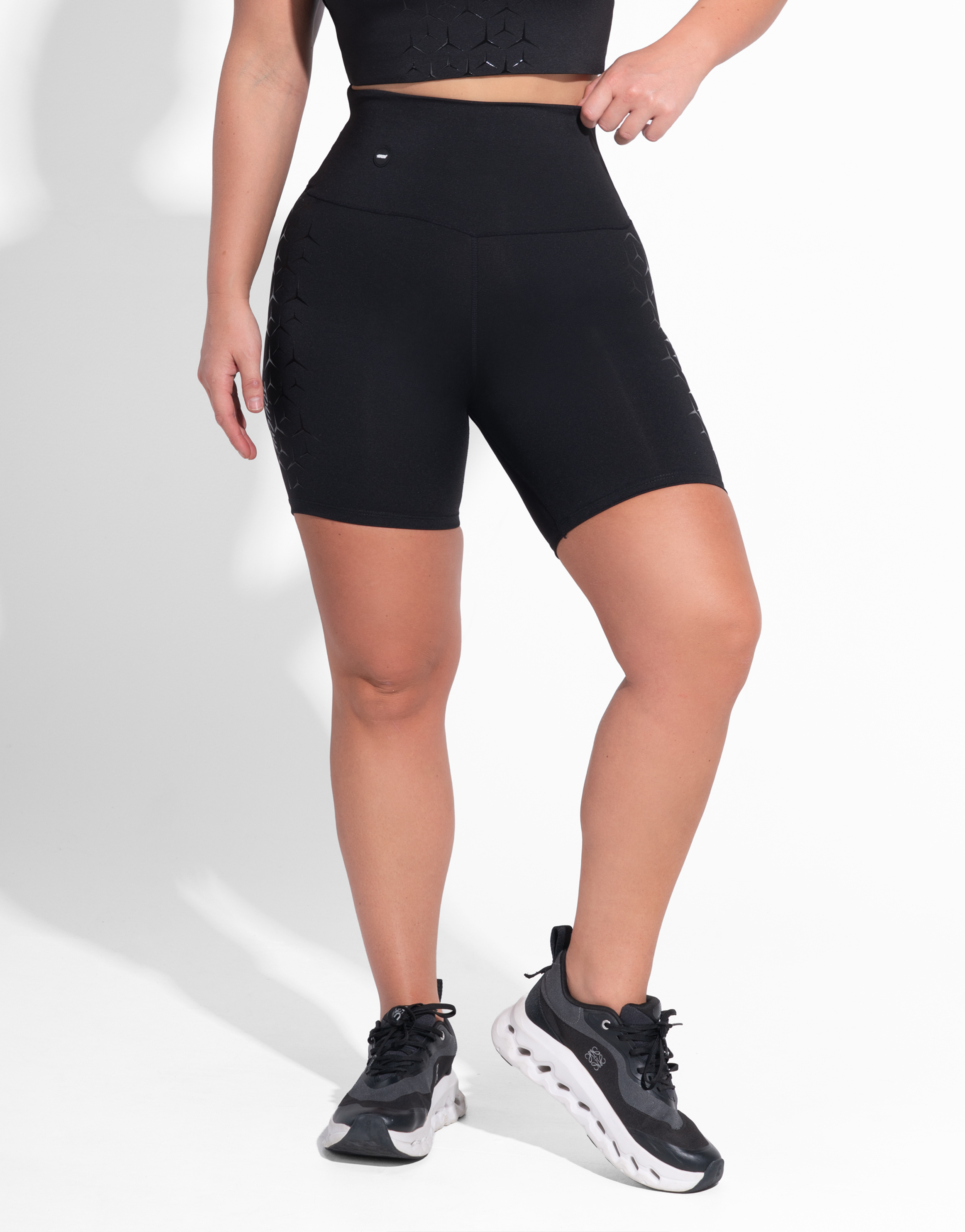 DUAL TRINITY SHORT