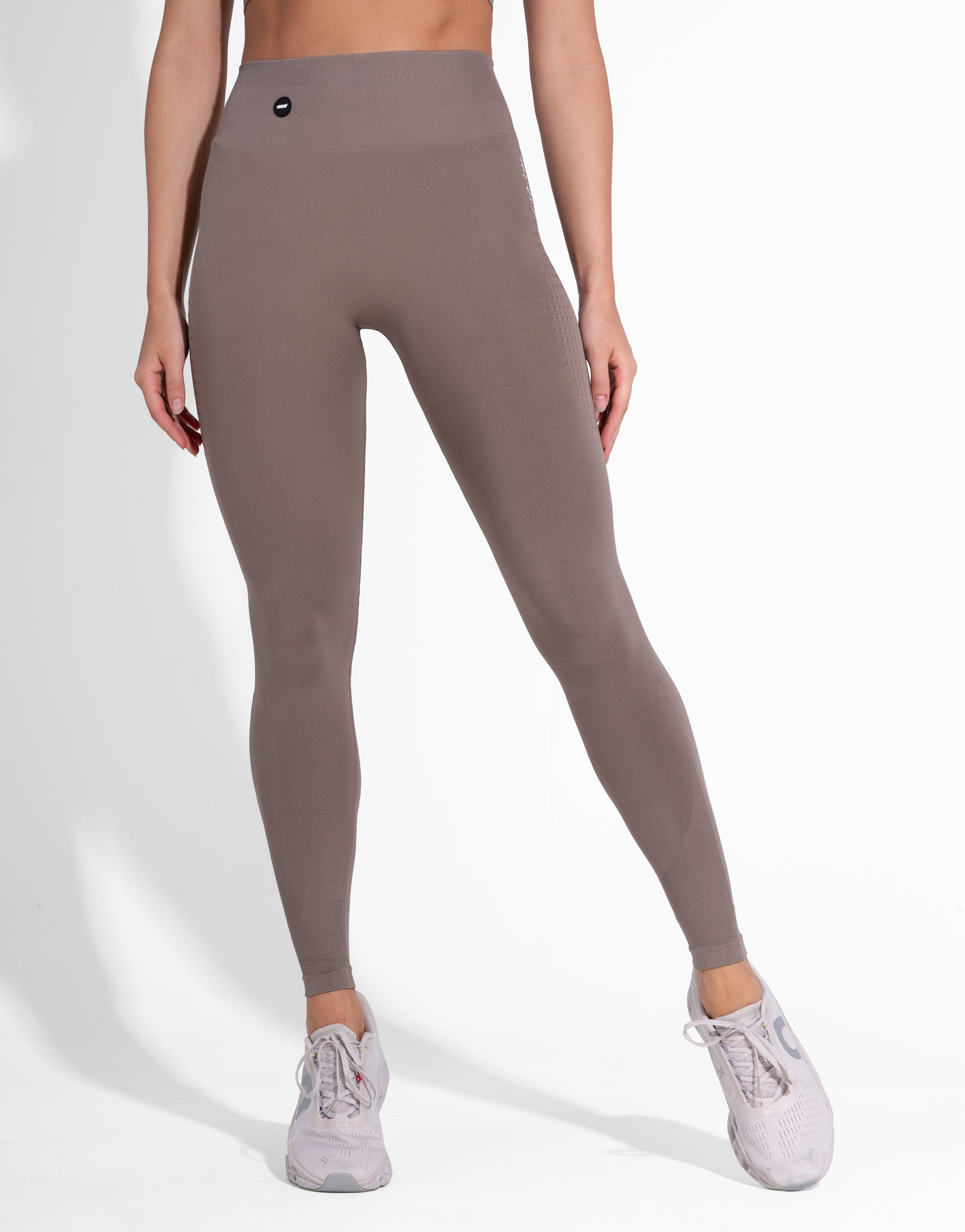 FLOW BEIGE SEAMLESS