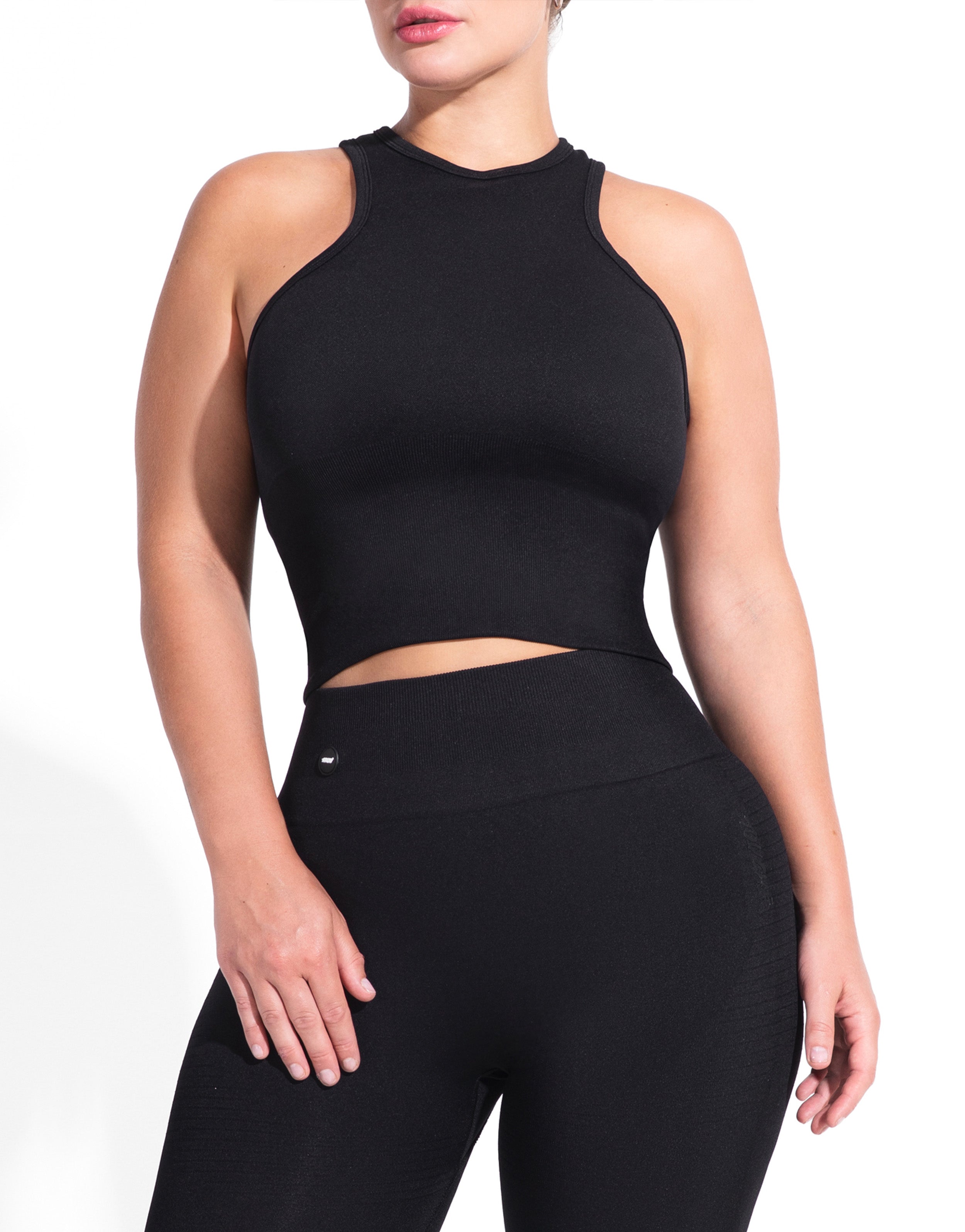 BASIC BLACK TOP SEAMLESS
