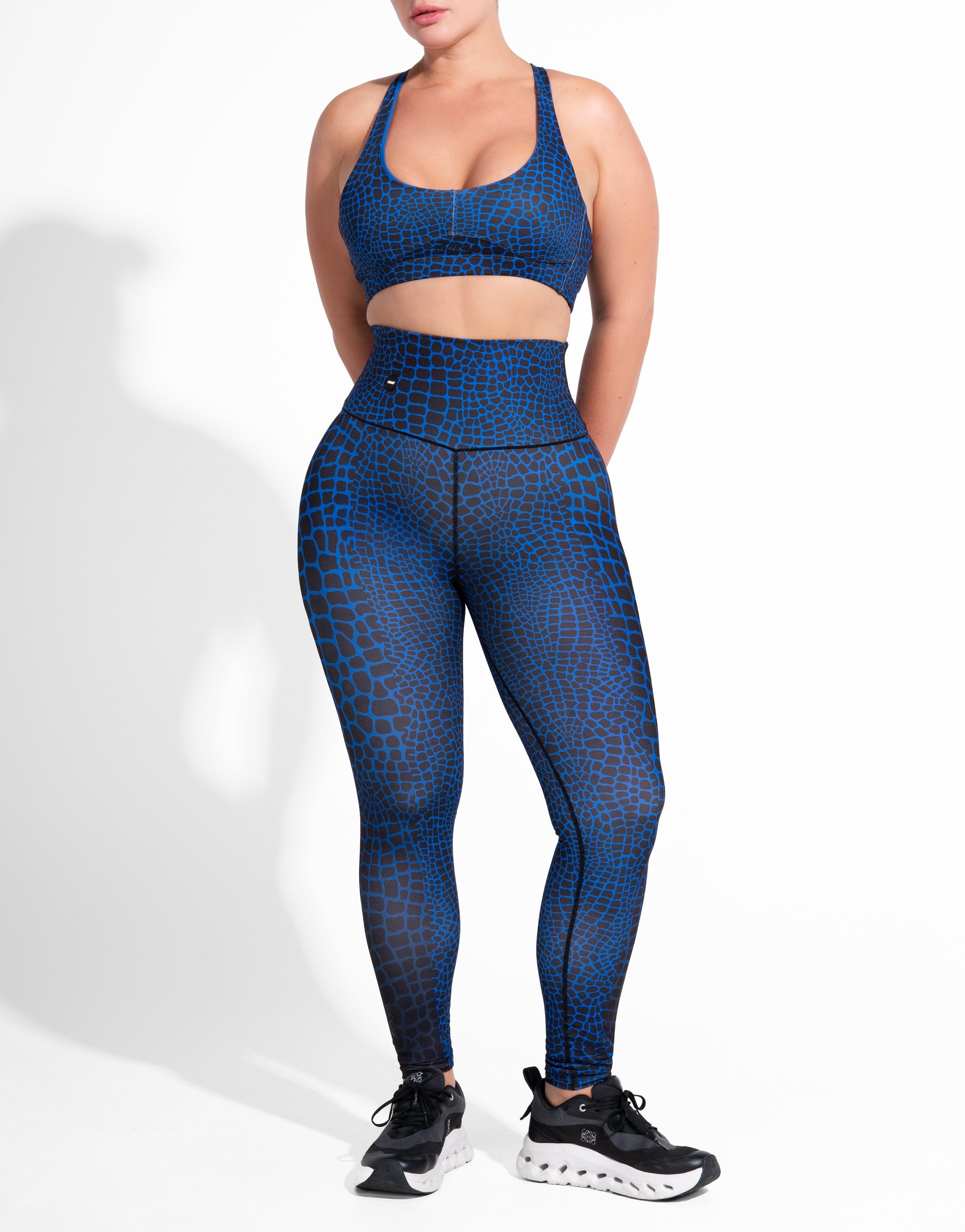 NAVY CROC TOP