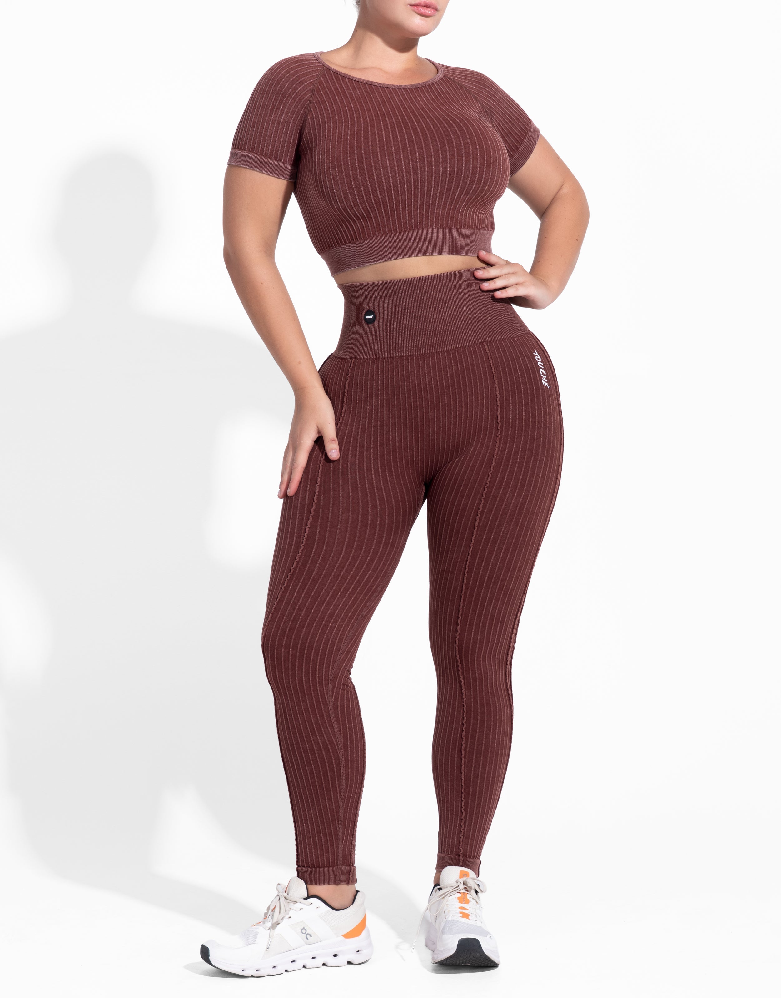 SPENT BURGUNDY SEAMLESS