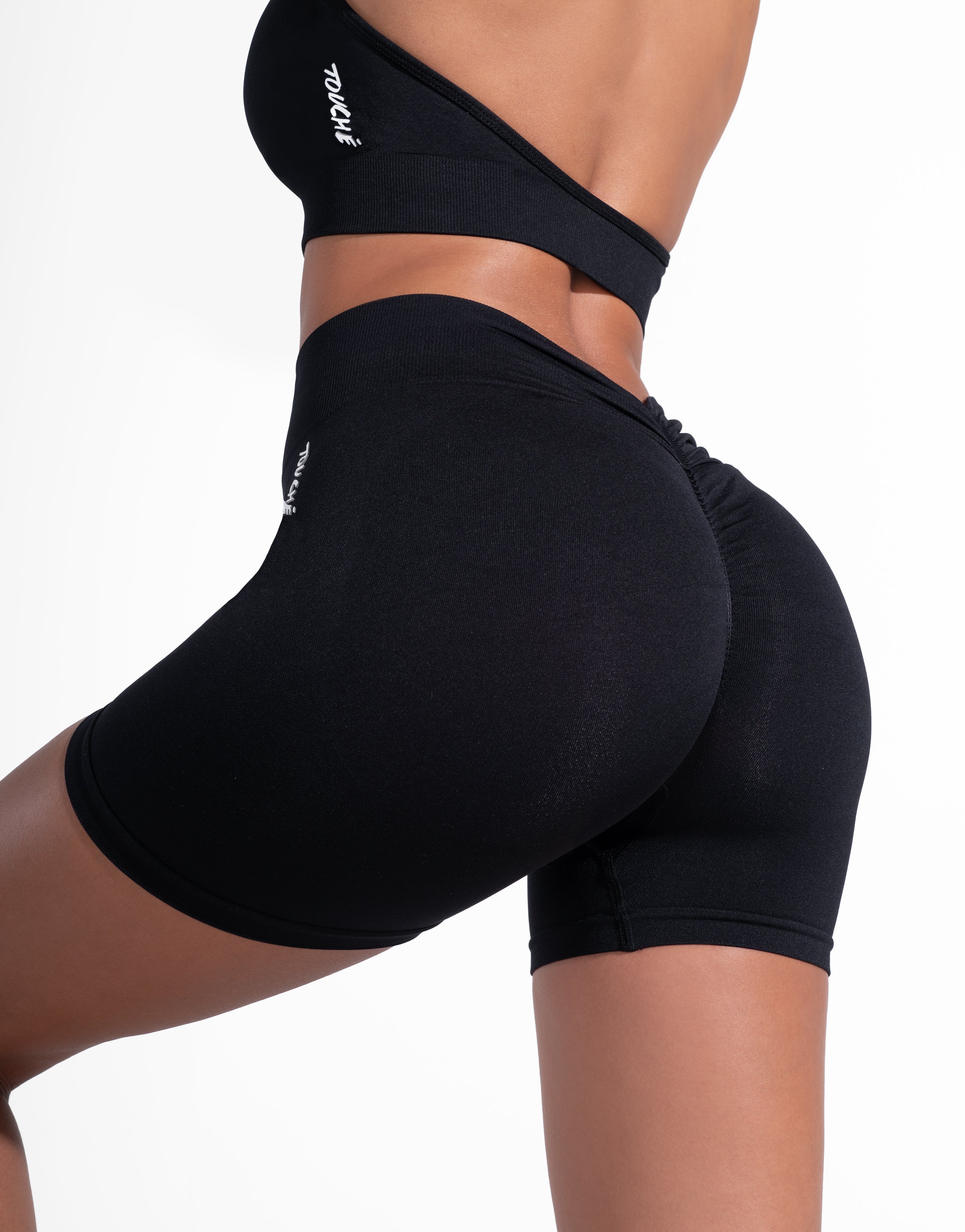 SENSE BLACK SHORT SEAMLESS
