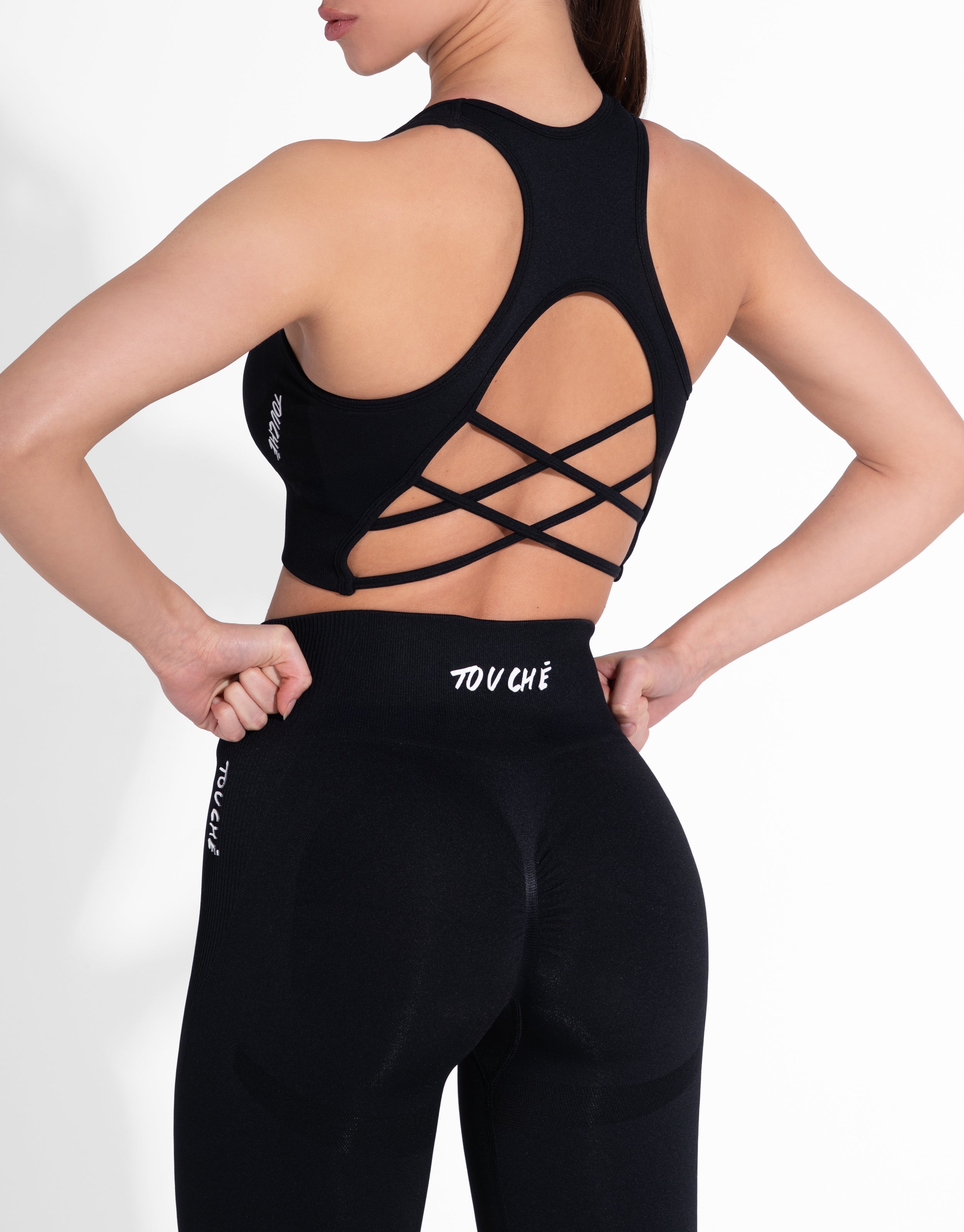 SPRING BLACK SEAMLESS TOP