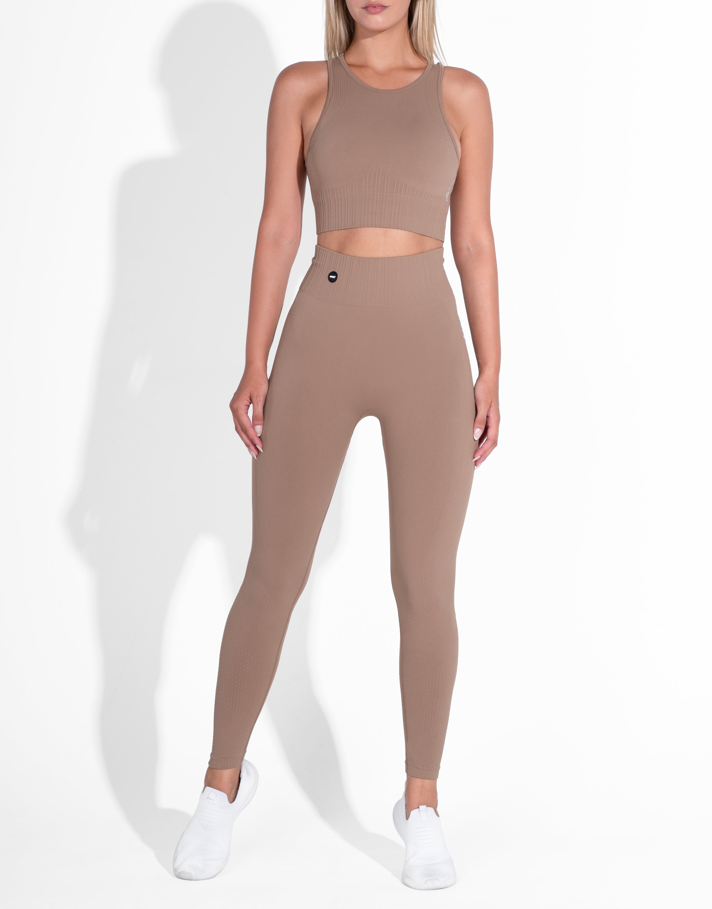 TOON BROWN TOP SEAMLESS