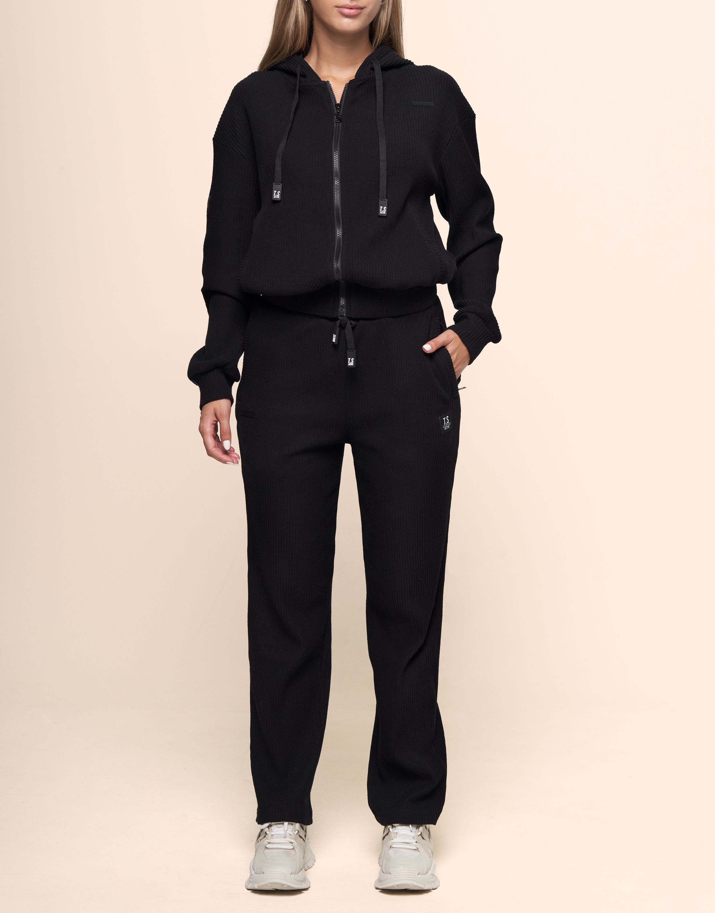 KNIT BLACK JACKET