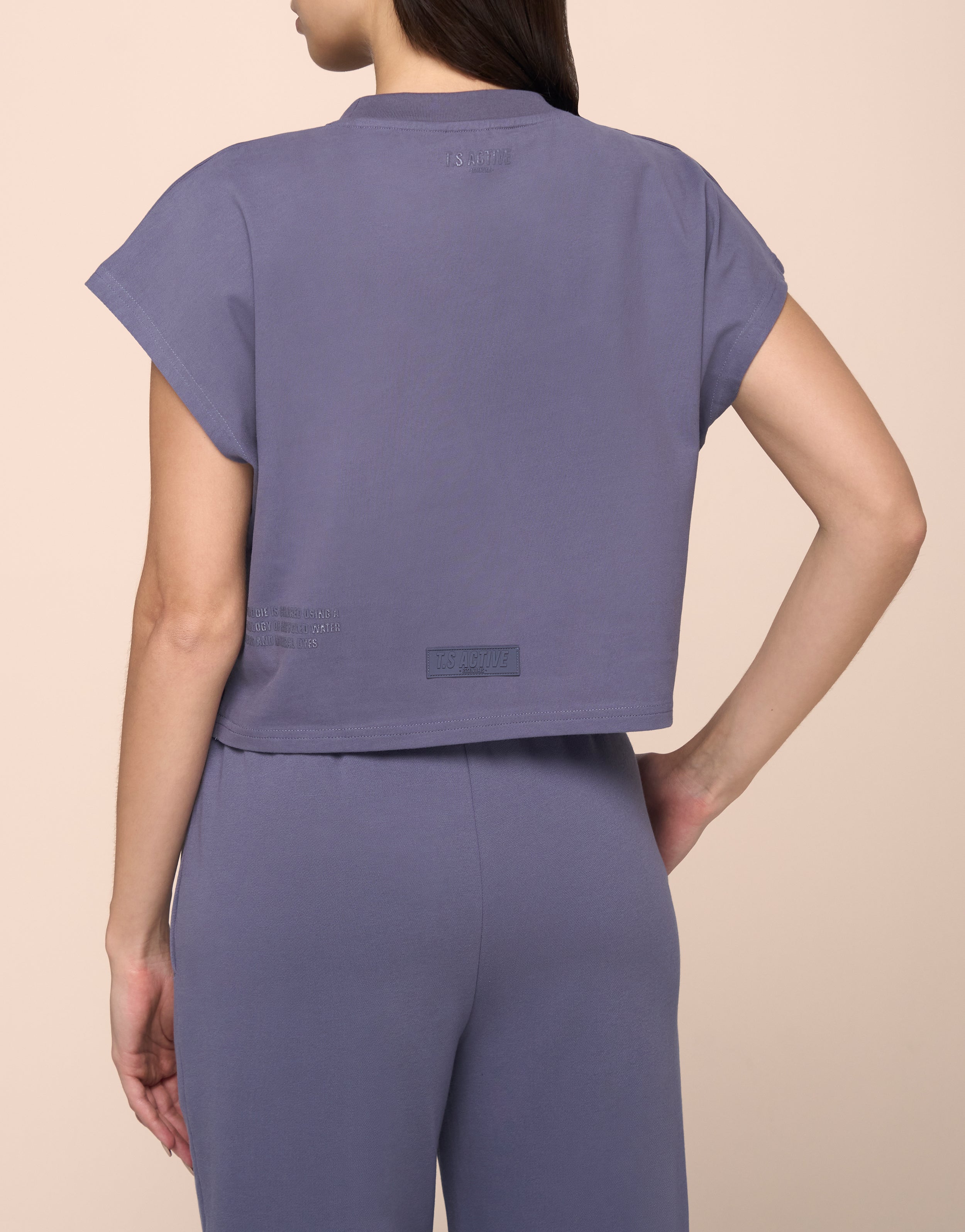 LEGENDARY CARBON TEE