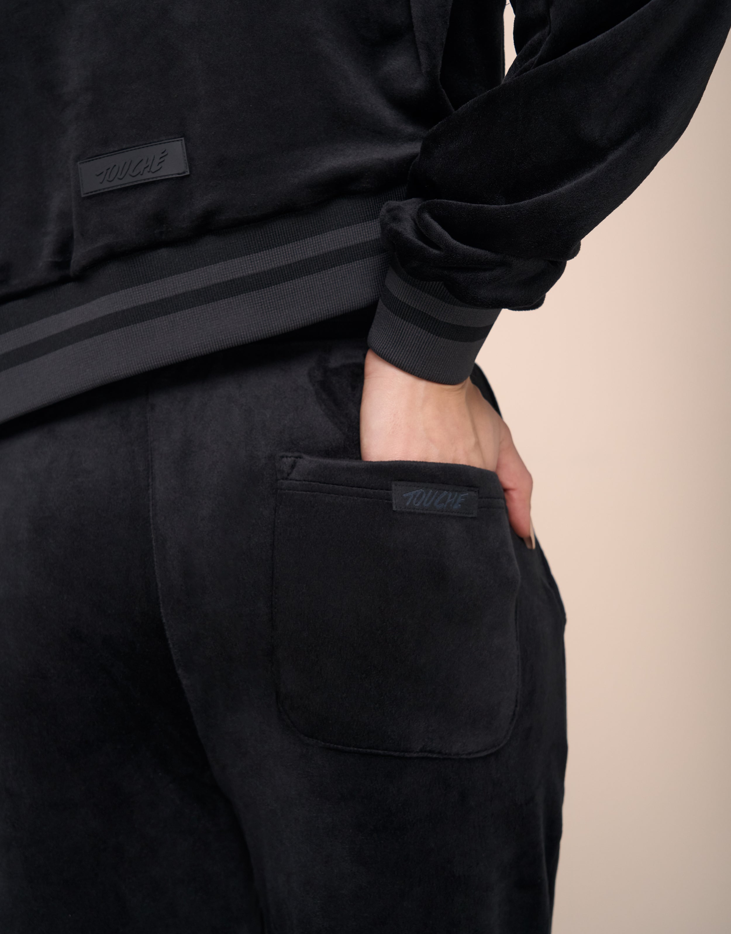 LEGEND BLACK JOGGER