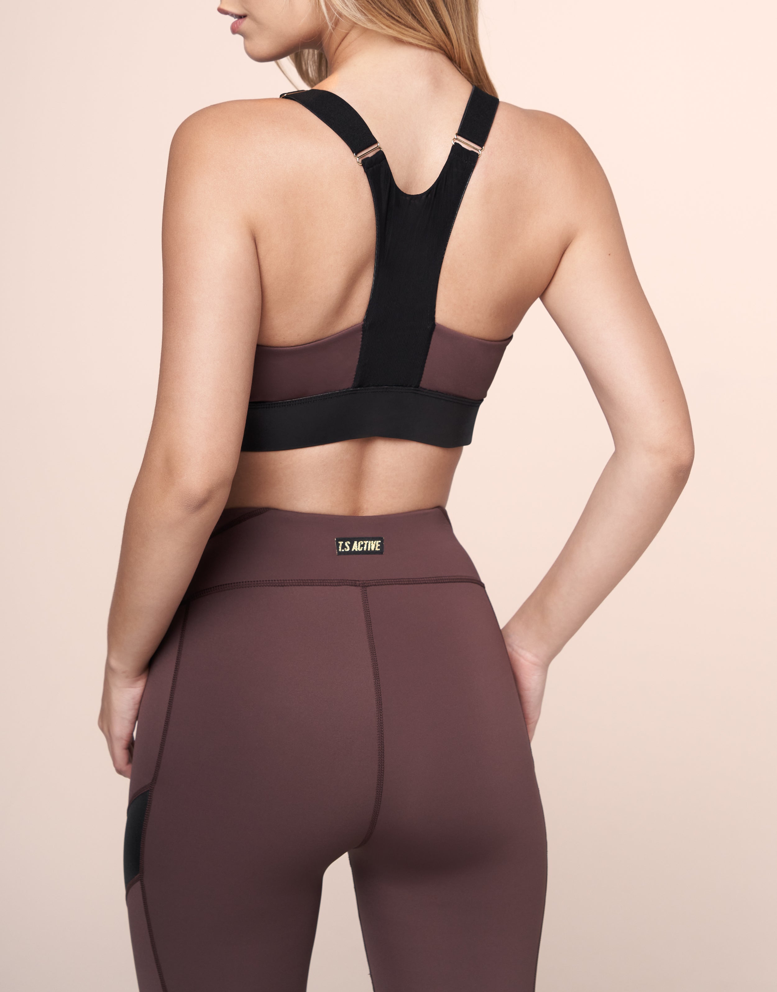 BARRE MOCHA TOP