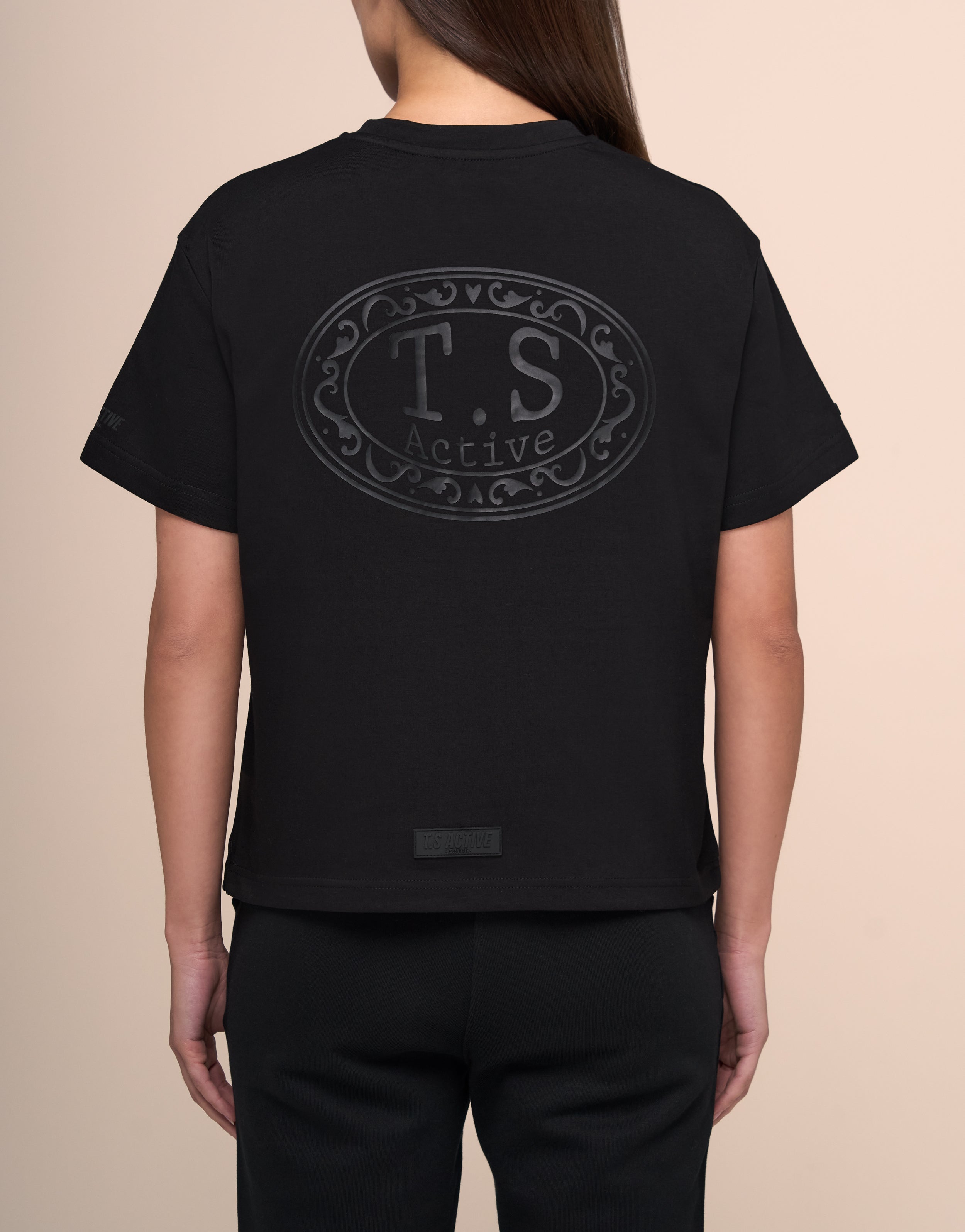 TERRA BLACK TEE