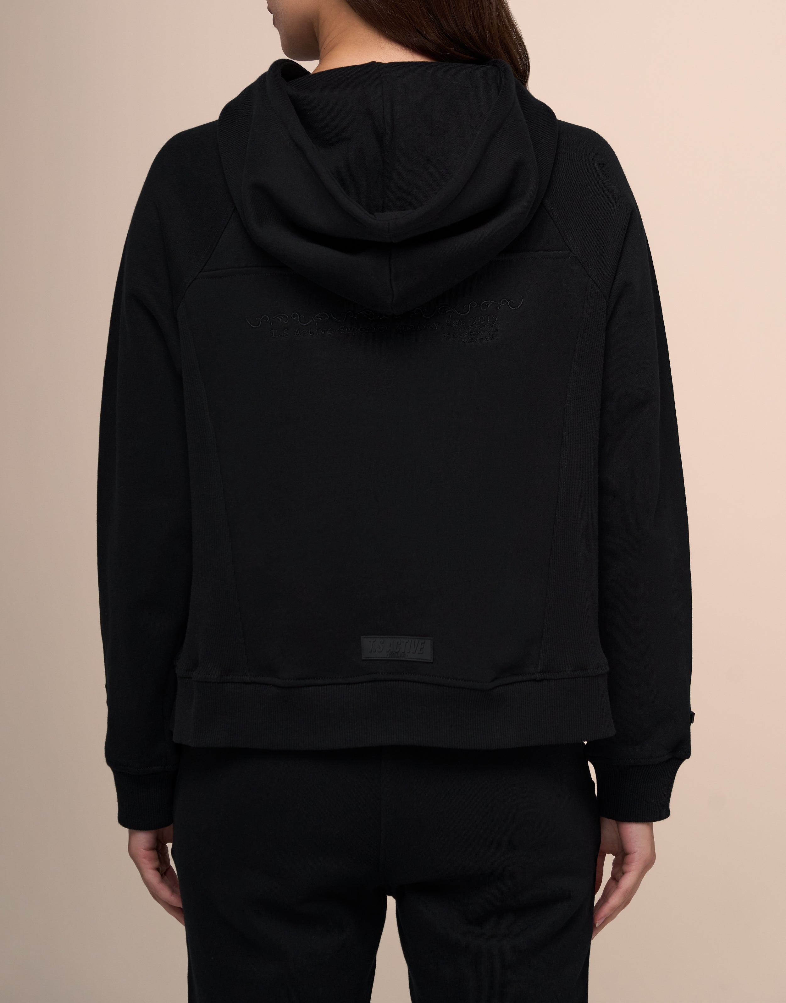 TERRA BLACK HOODIE