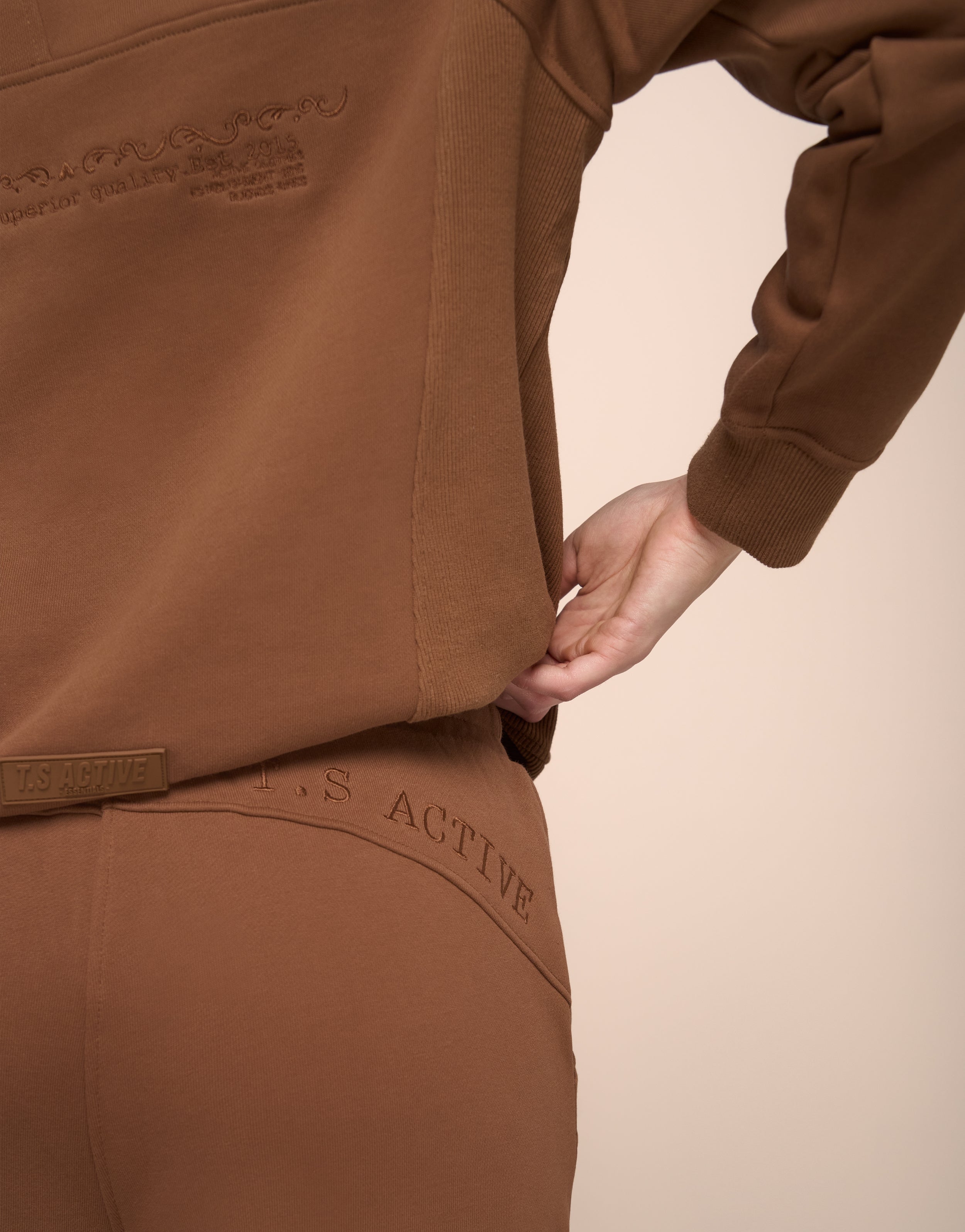 TERRA ESPRESSO HOODIE