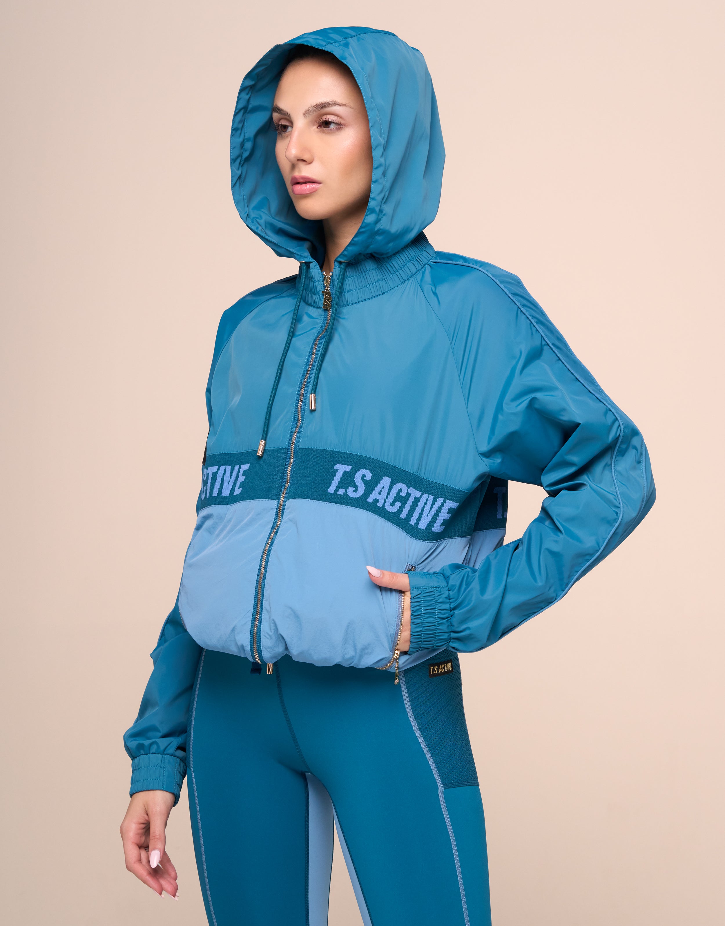 BLUE SPORT WINDBREAK