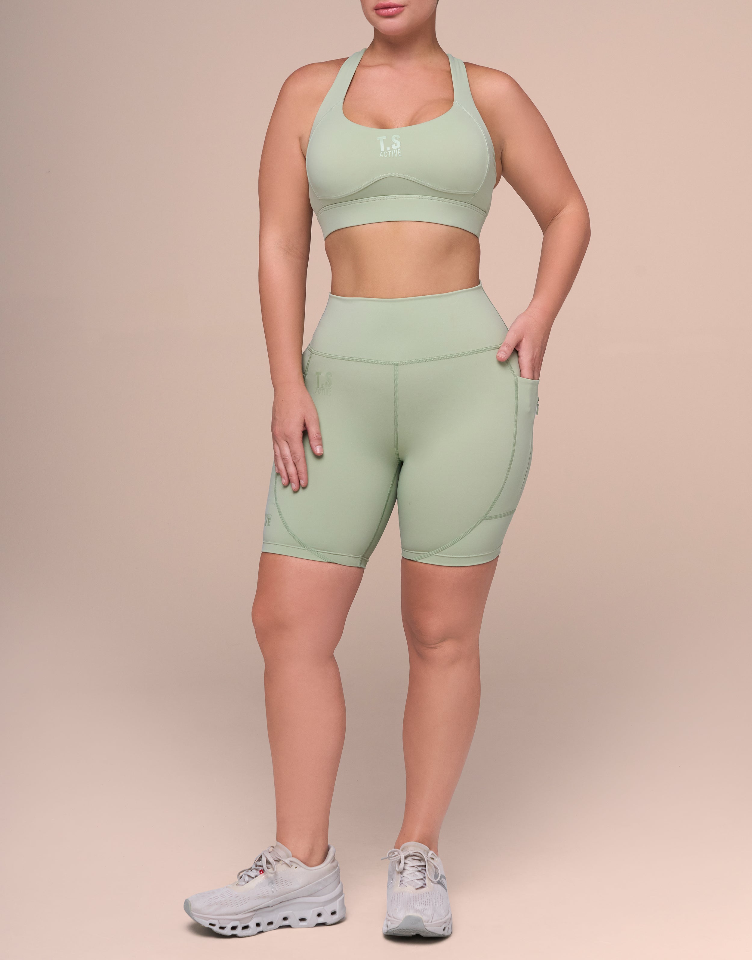 CLOUD ARMY TOP