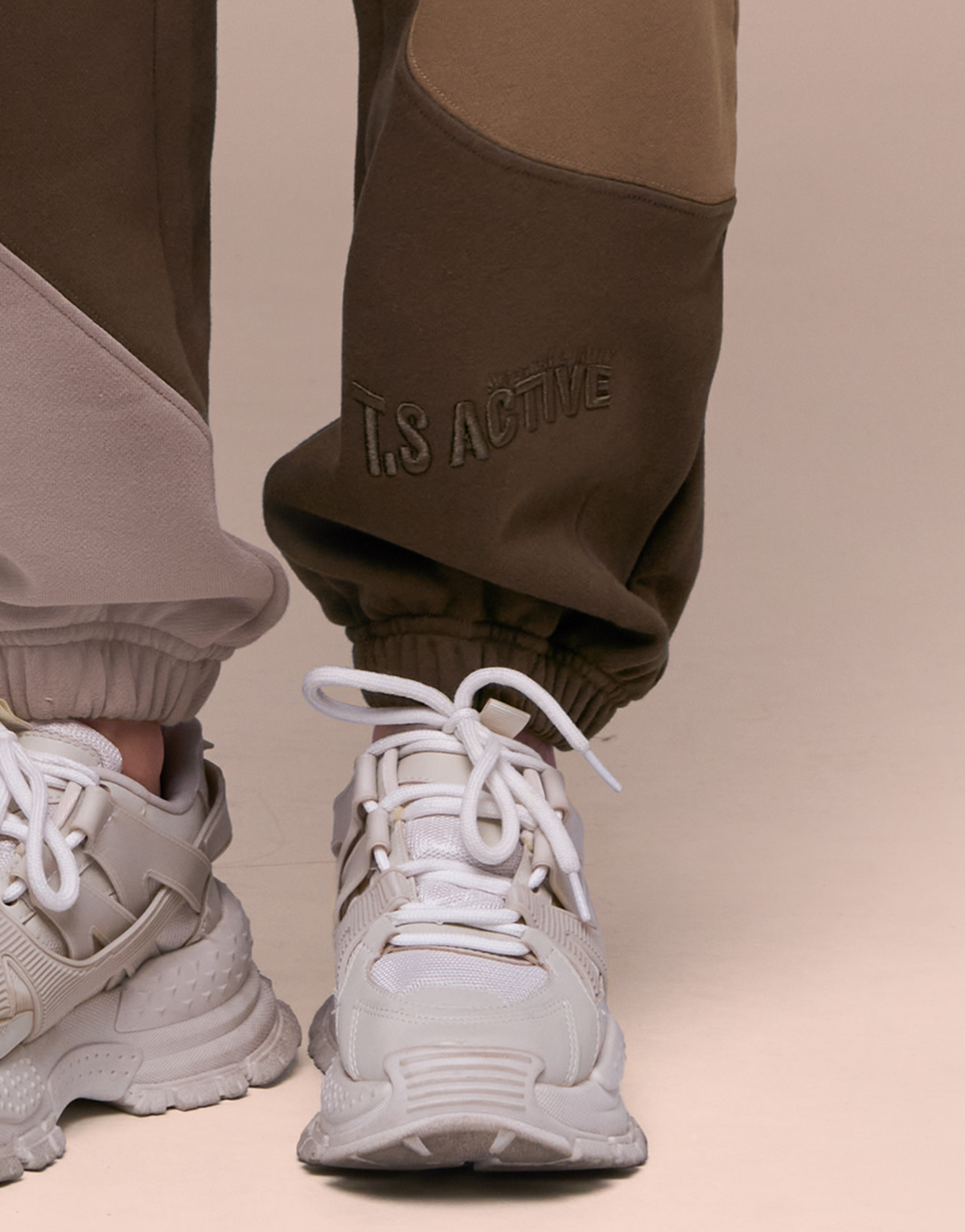 CLOUD COFFE JOGGER