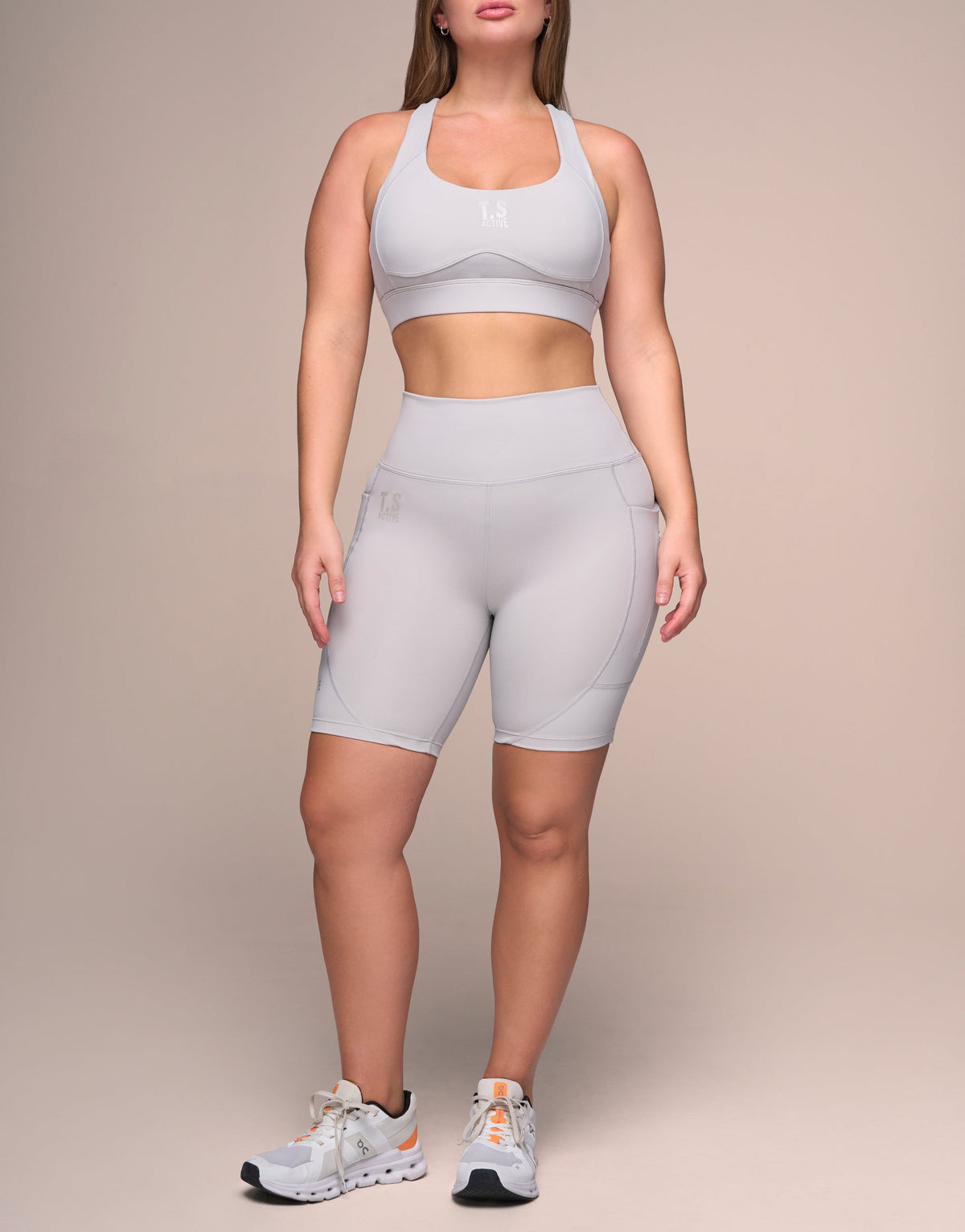 CLOUD GREY SHORT