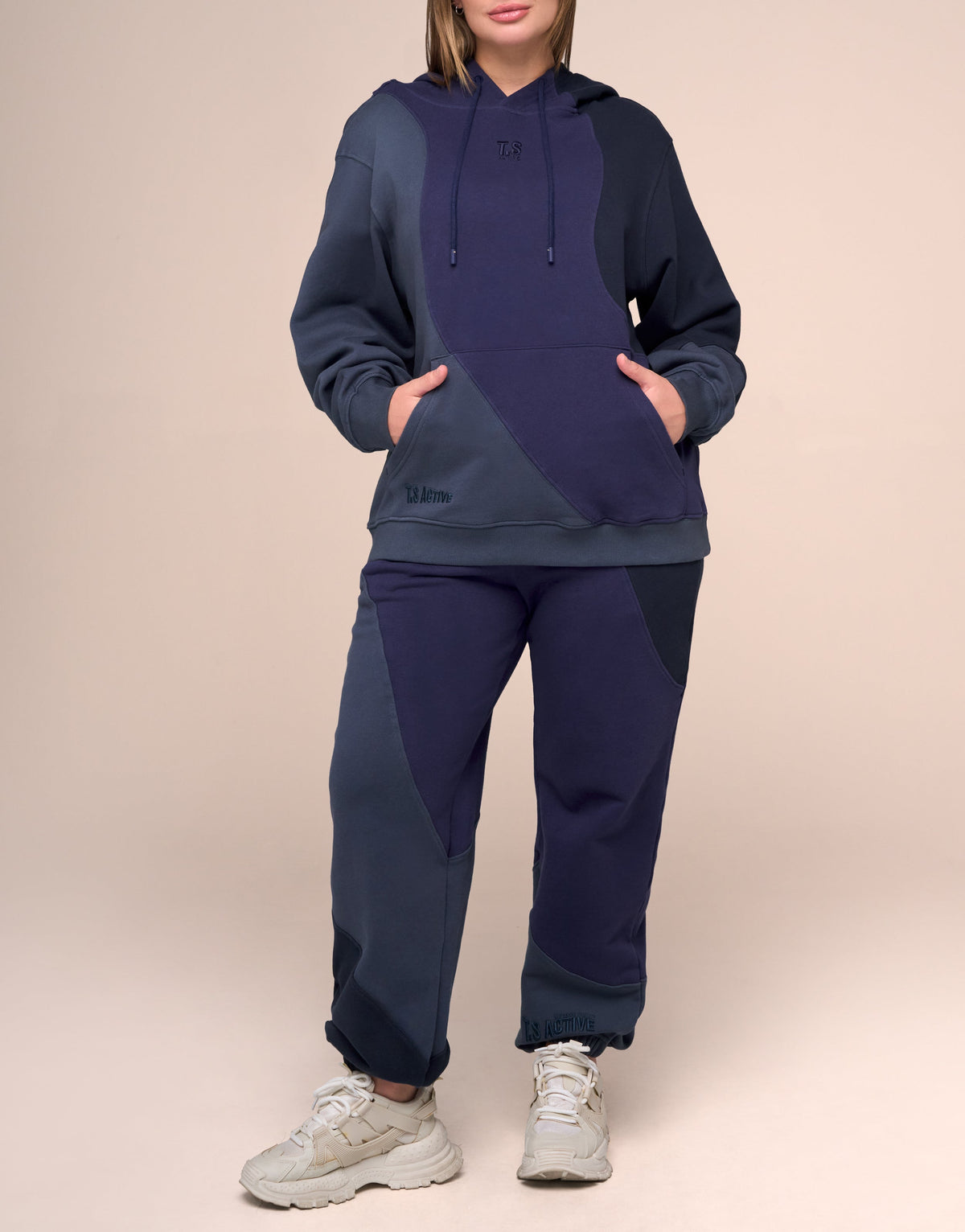 CLOUD NAVY HOODIE