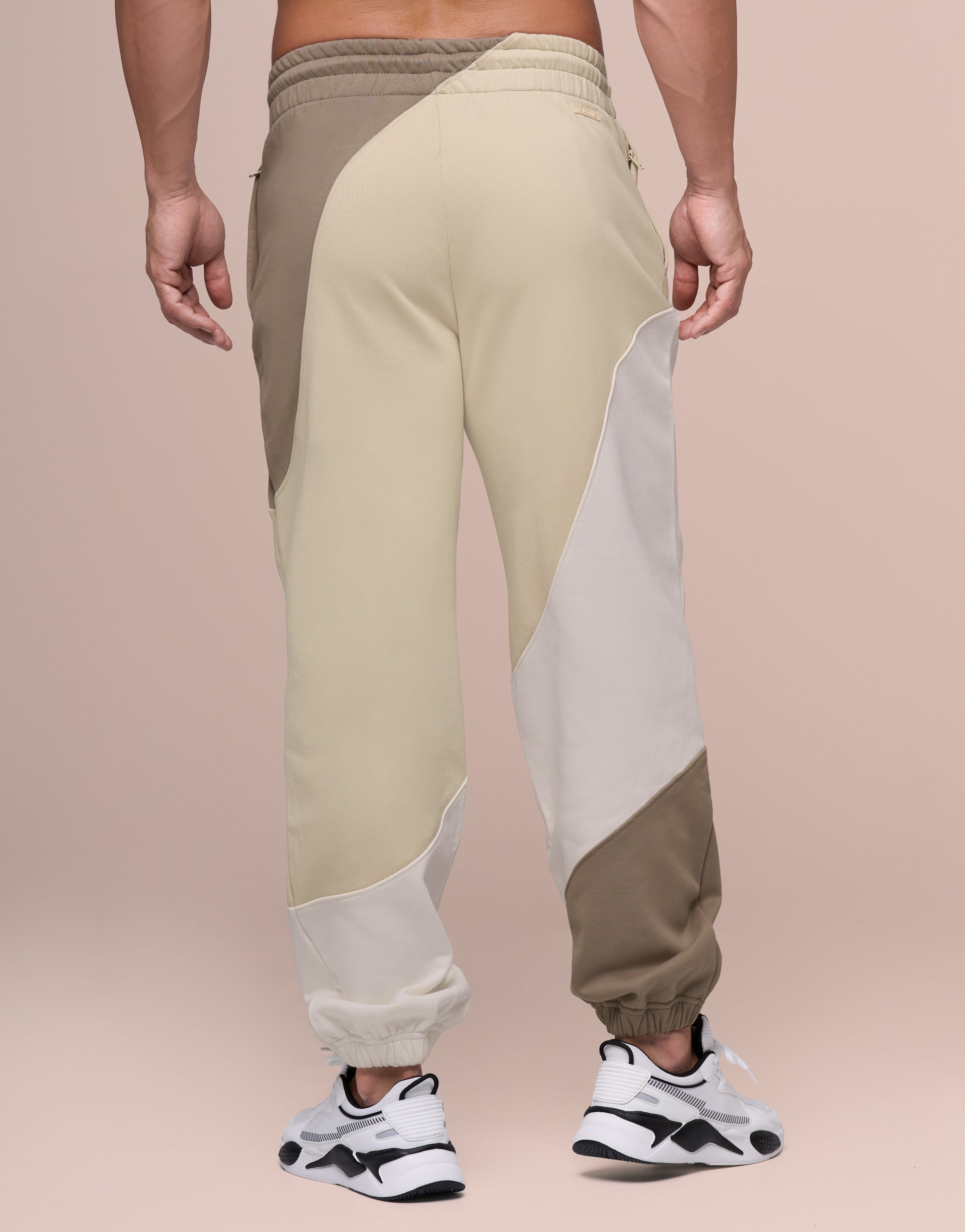 CLOUD WHITE JOGGER