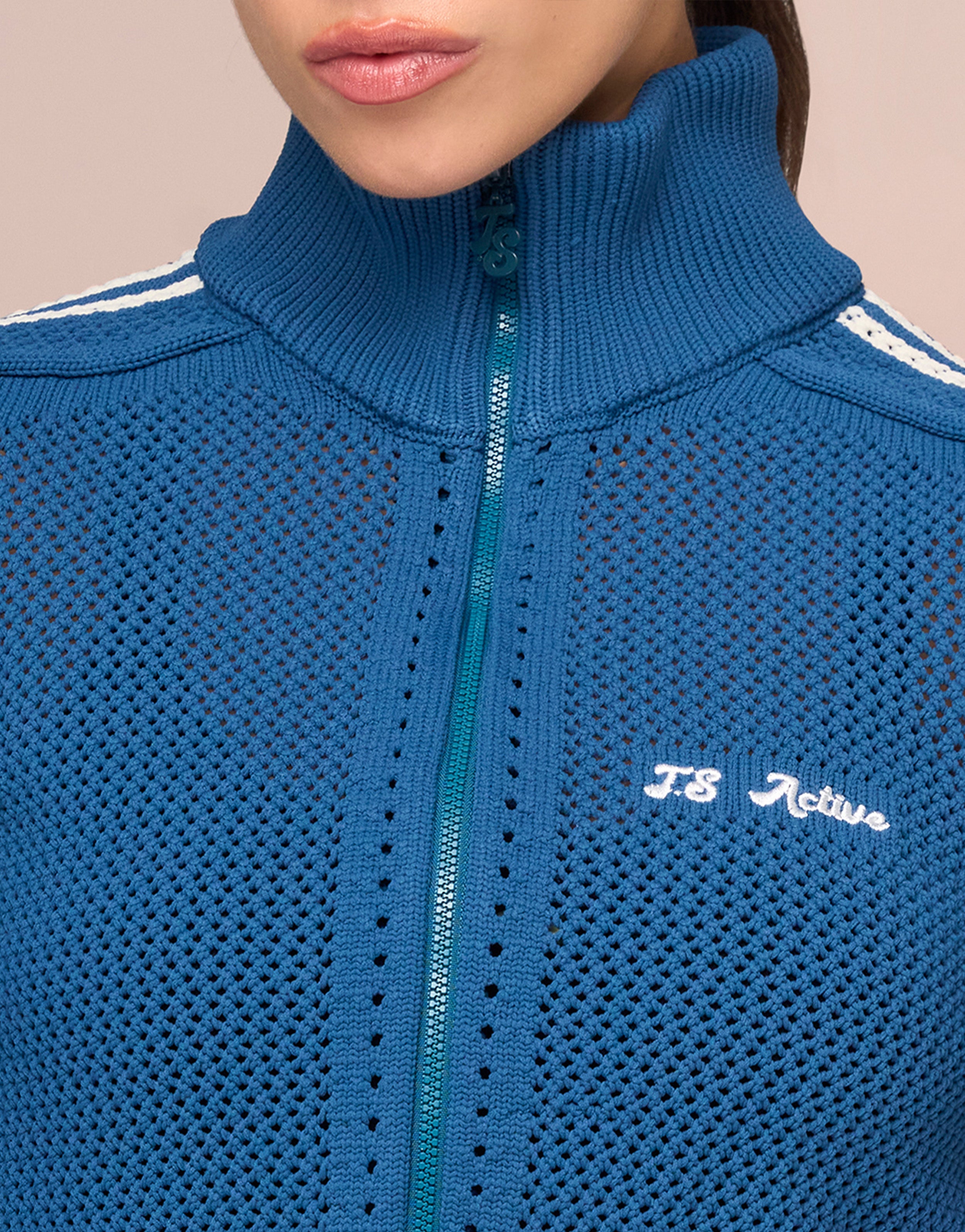 CROCHET BLUE JACKET