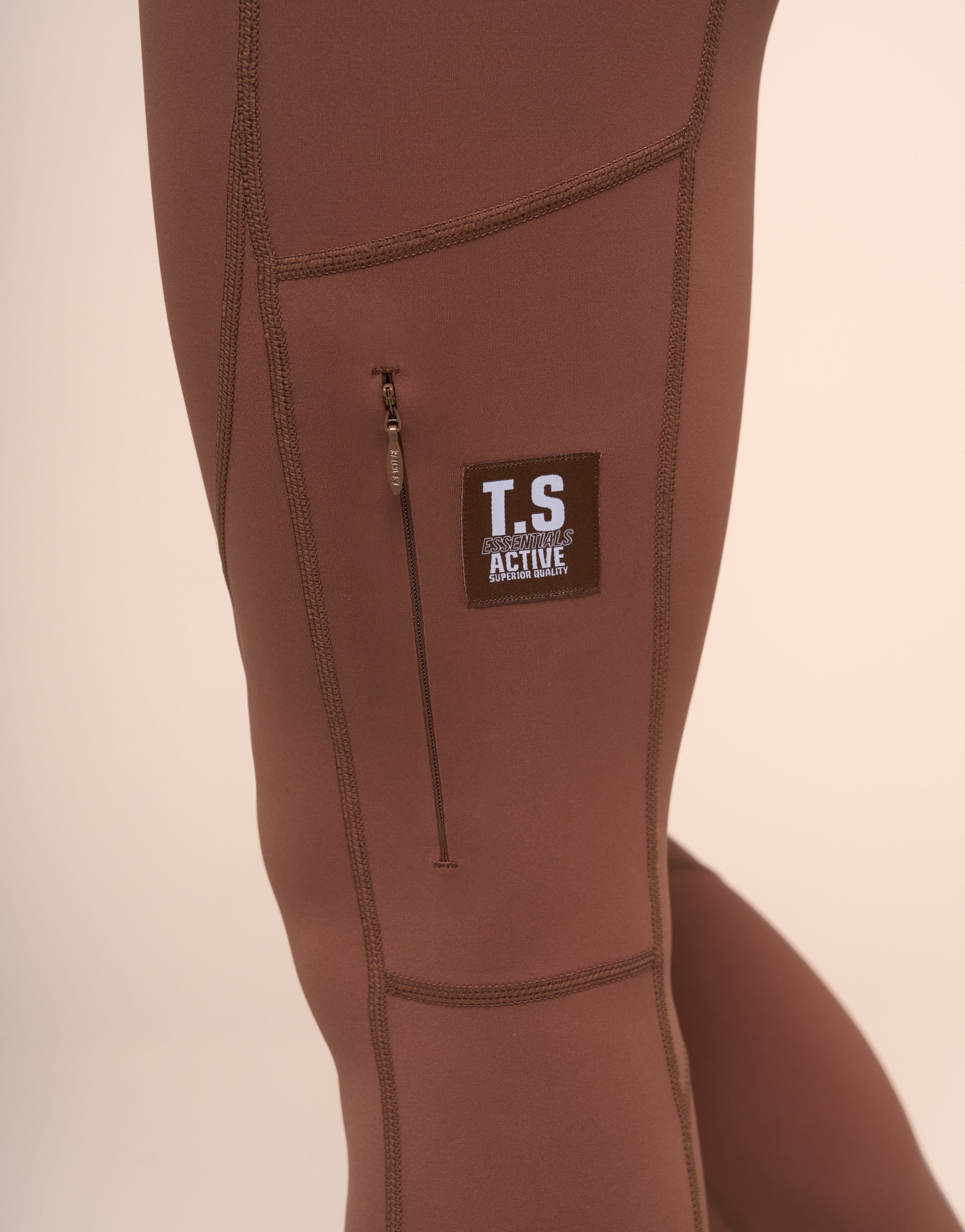 KNITTED MOCHA LEGGING