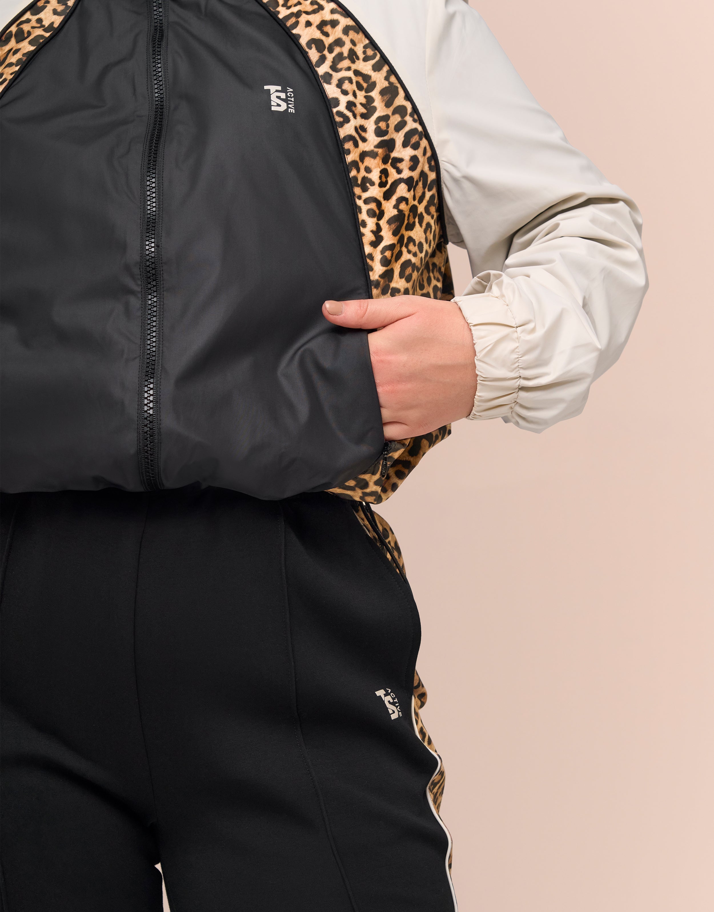 RAW BOMBER JACKET