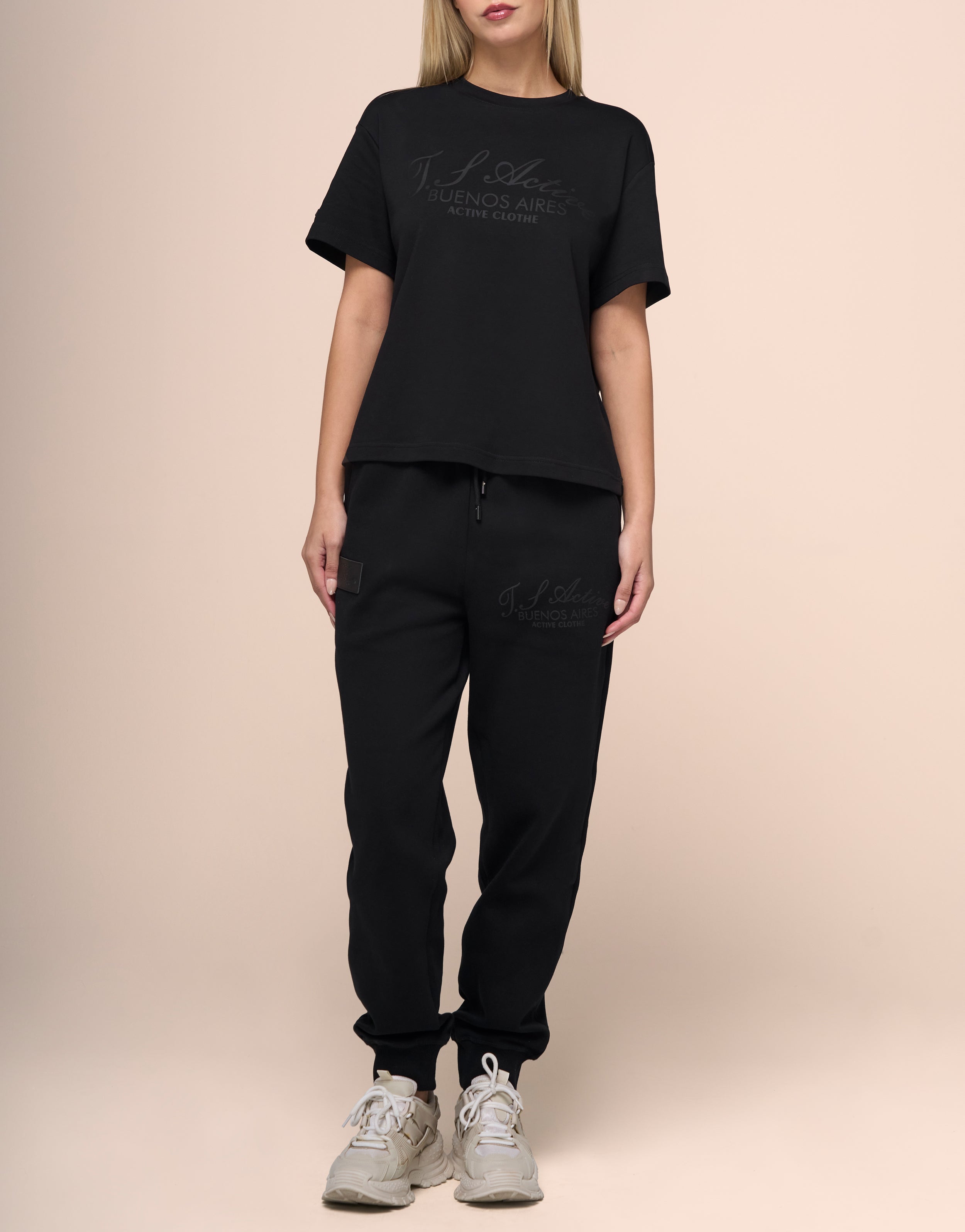 VERSALLES BLACK TEE