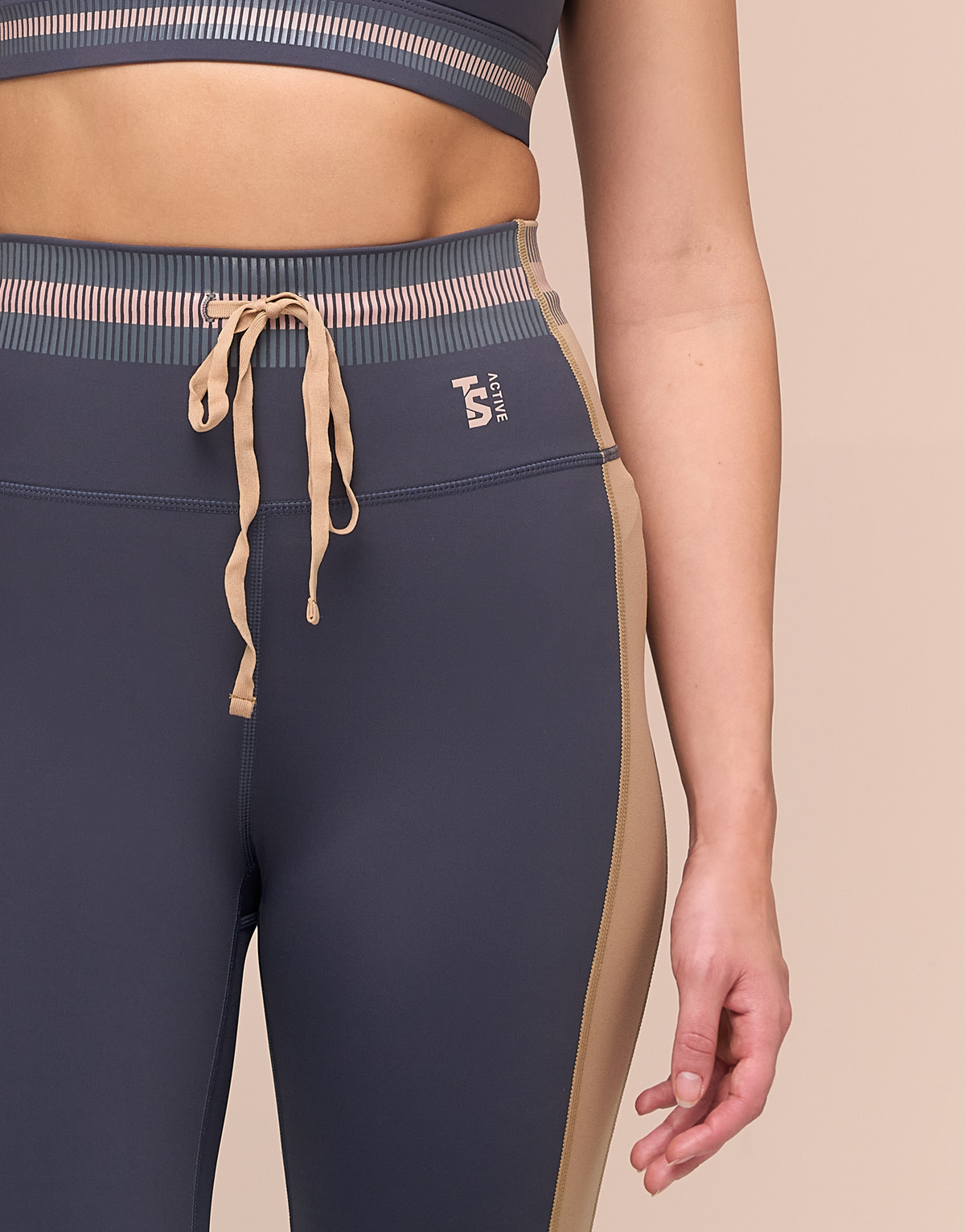 WILD PITCH DARK GREY