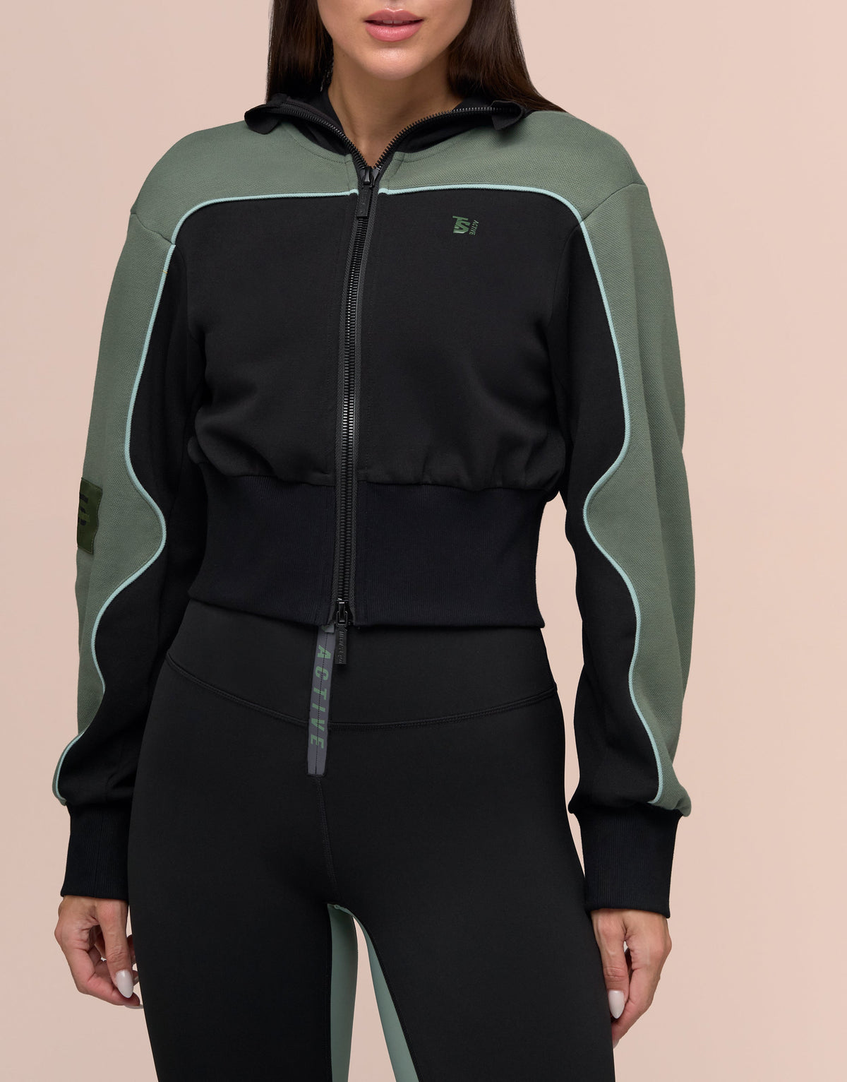 ZIPPED ARMY WINDBREAK
