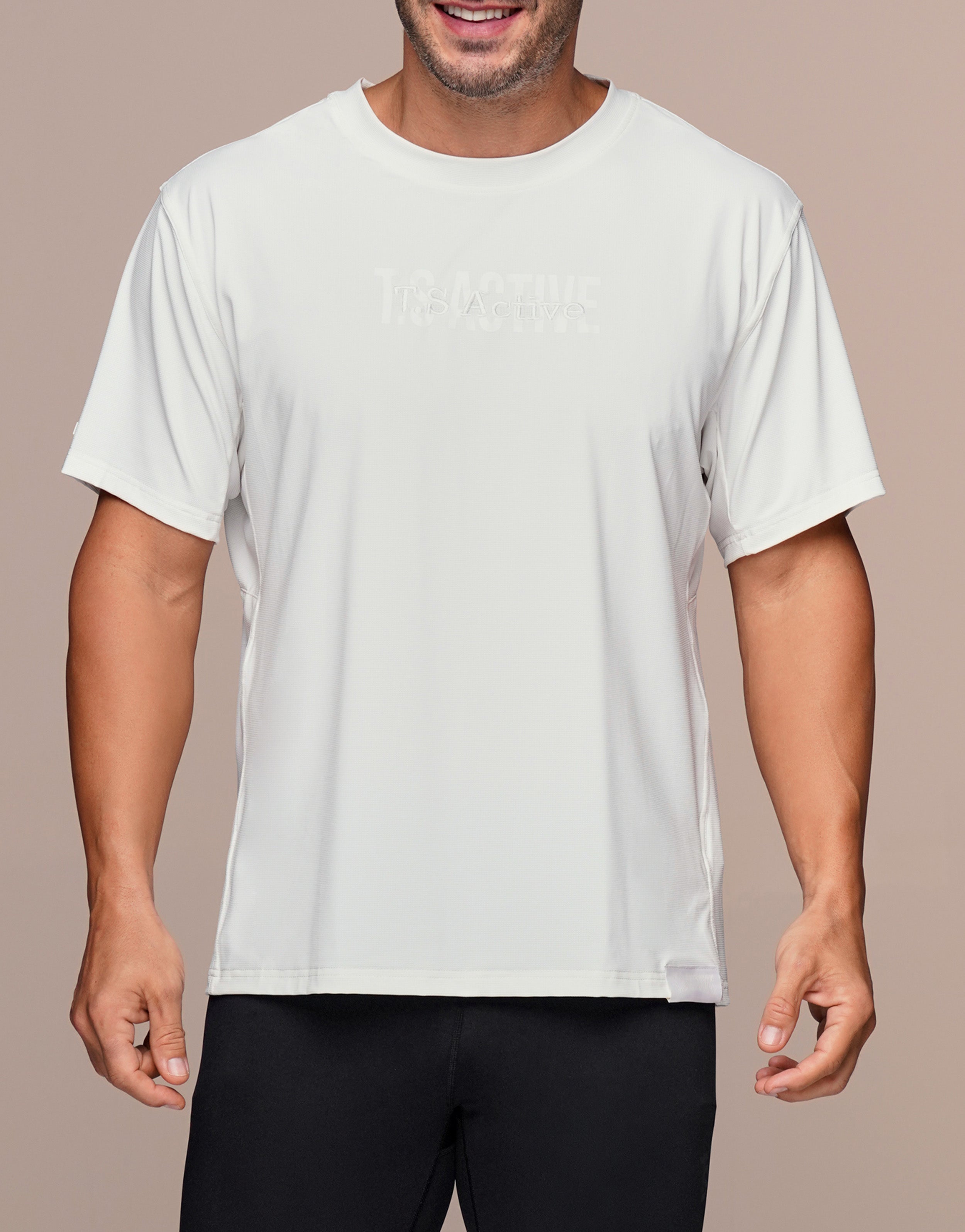 CHILL WHITE TEE