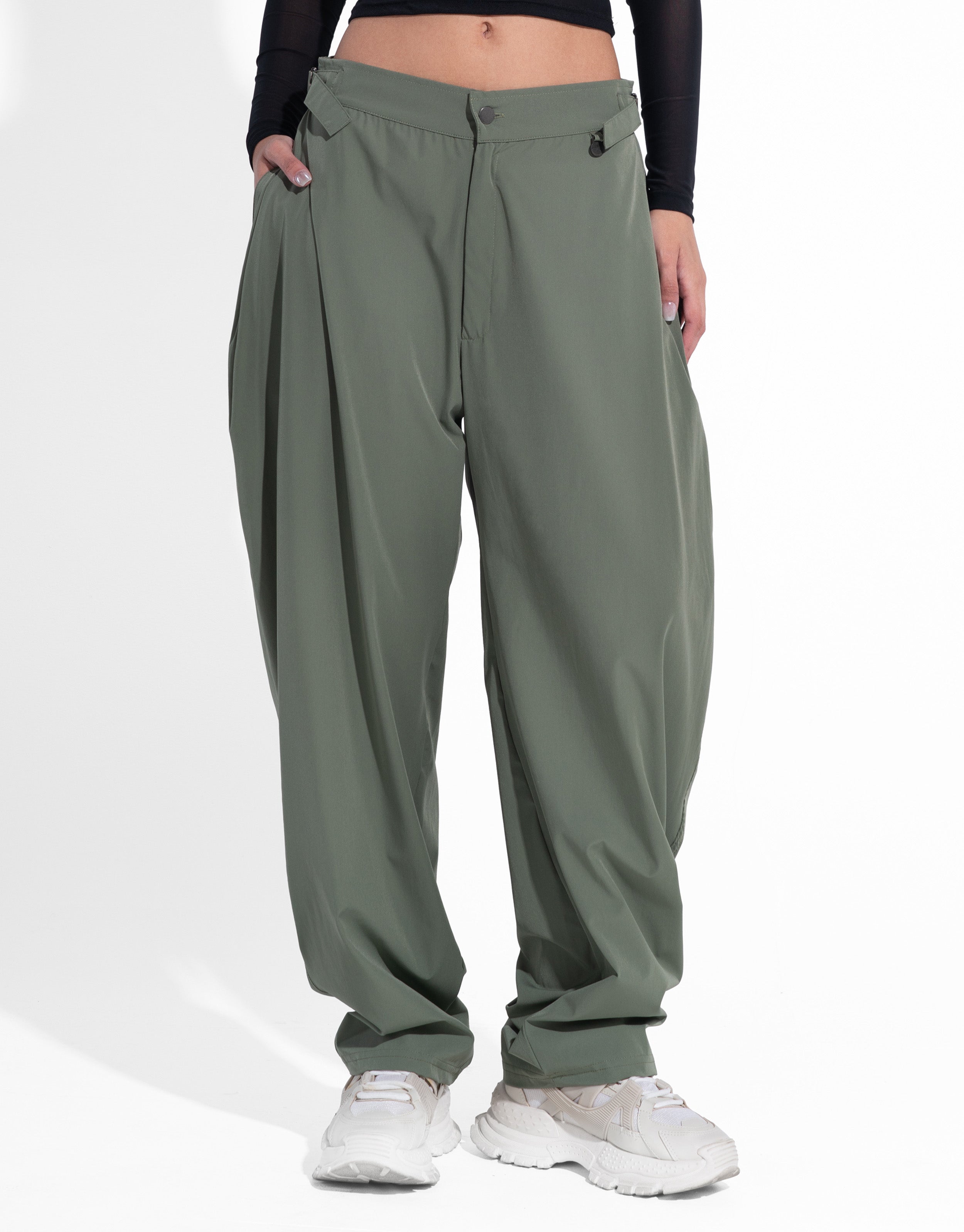 BAGGY OLIVE JOGGER