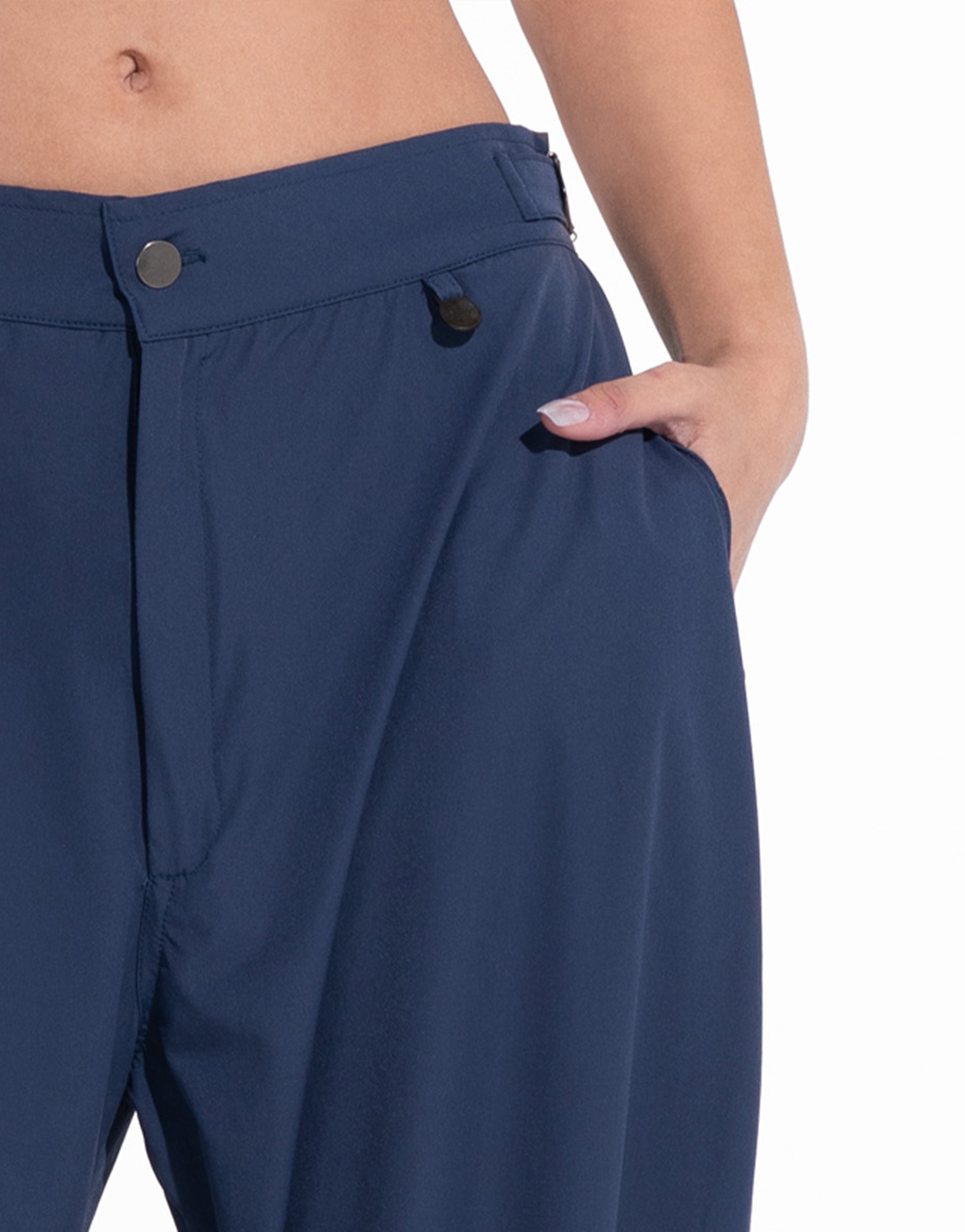 BAGGY NAVY JOGGER