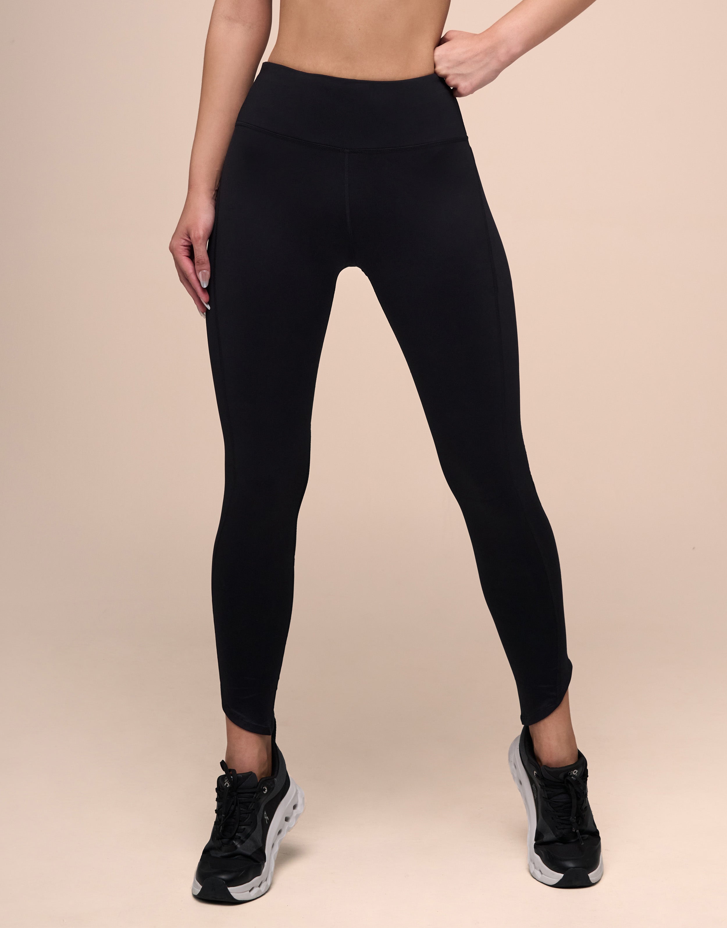 LEGACY BLACK LEGGING