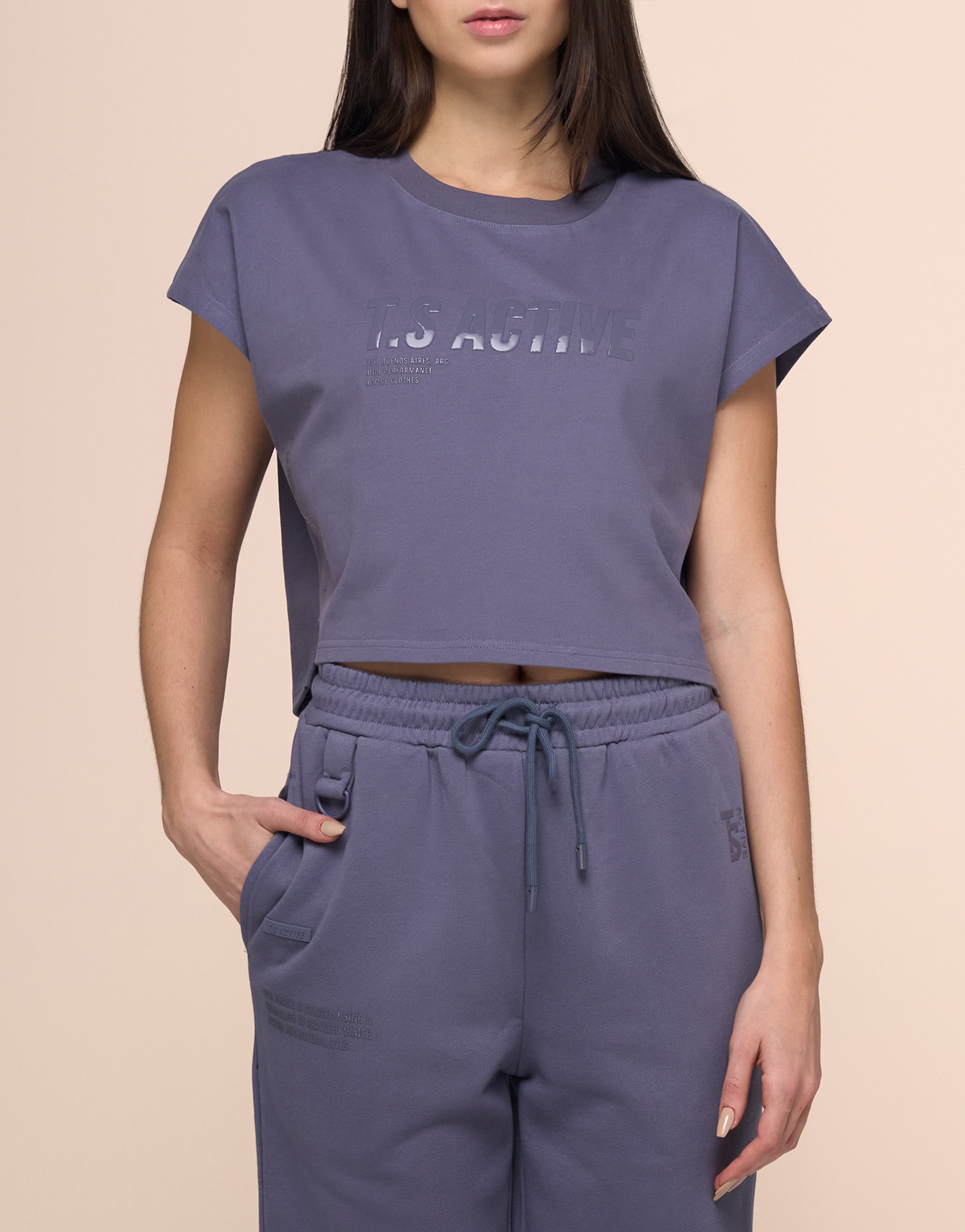 LEGENDARY CARBON TEE