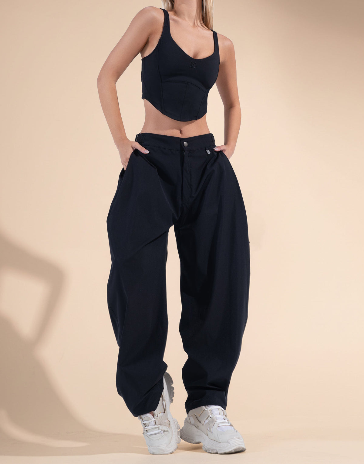 BAGGY BLACK JOGGER