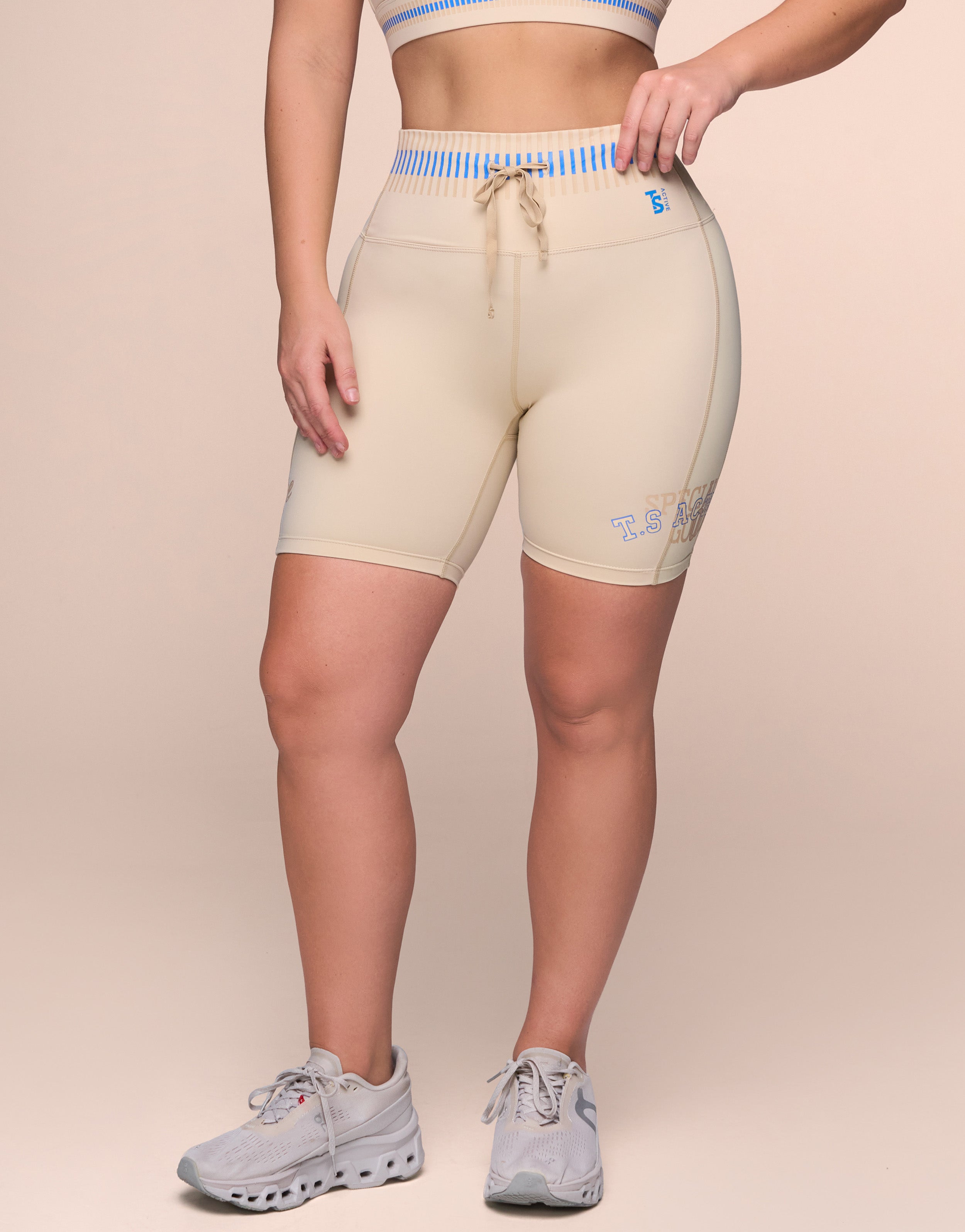 WILD PITCH BEIGE SHORT